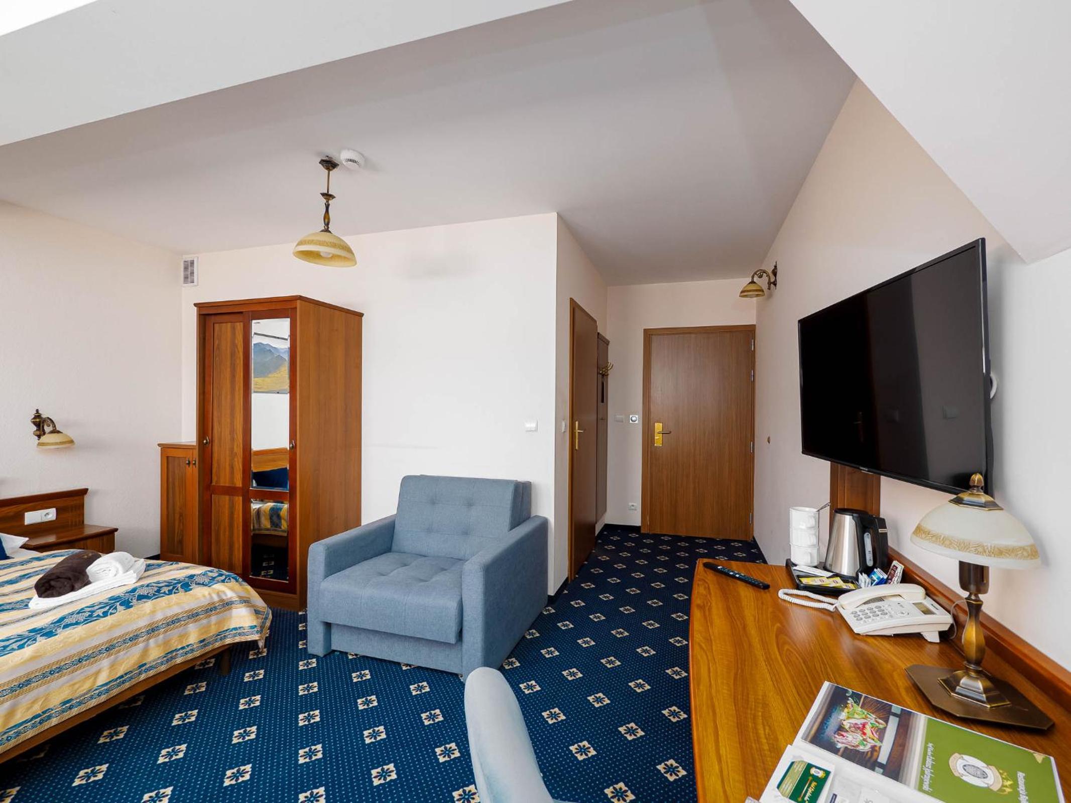 Deluxe Triple Room - Photo 7