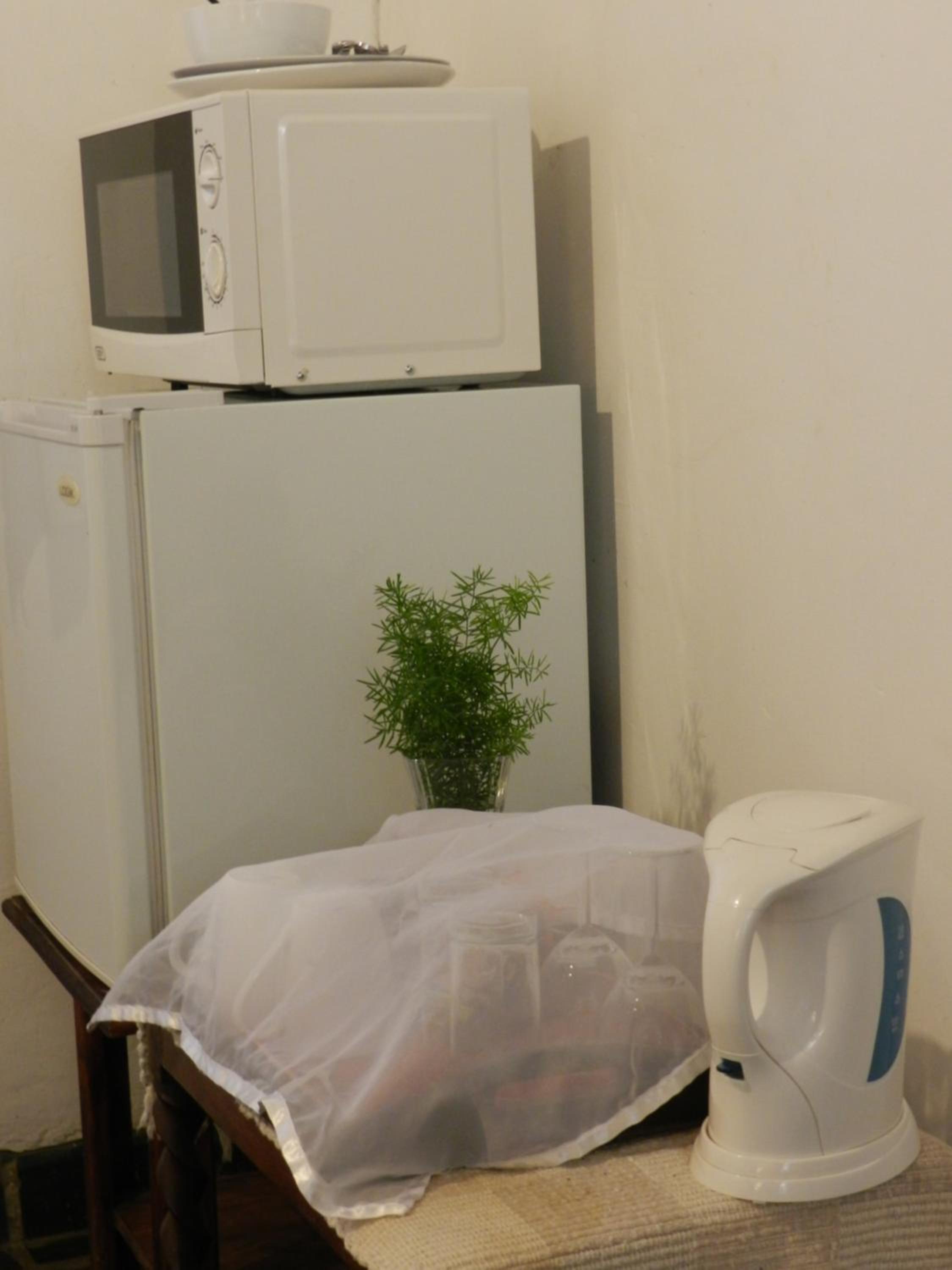 Budget Double Room photo 3