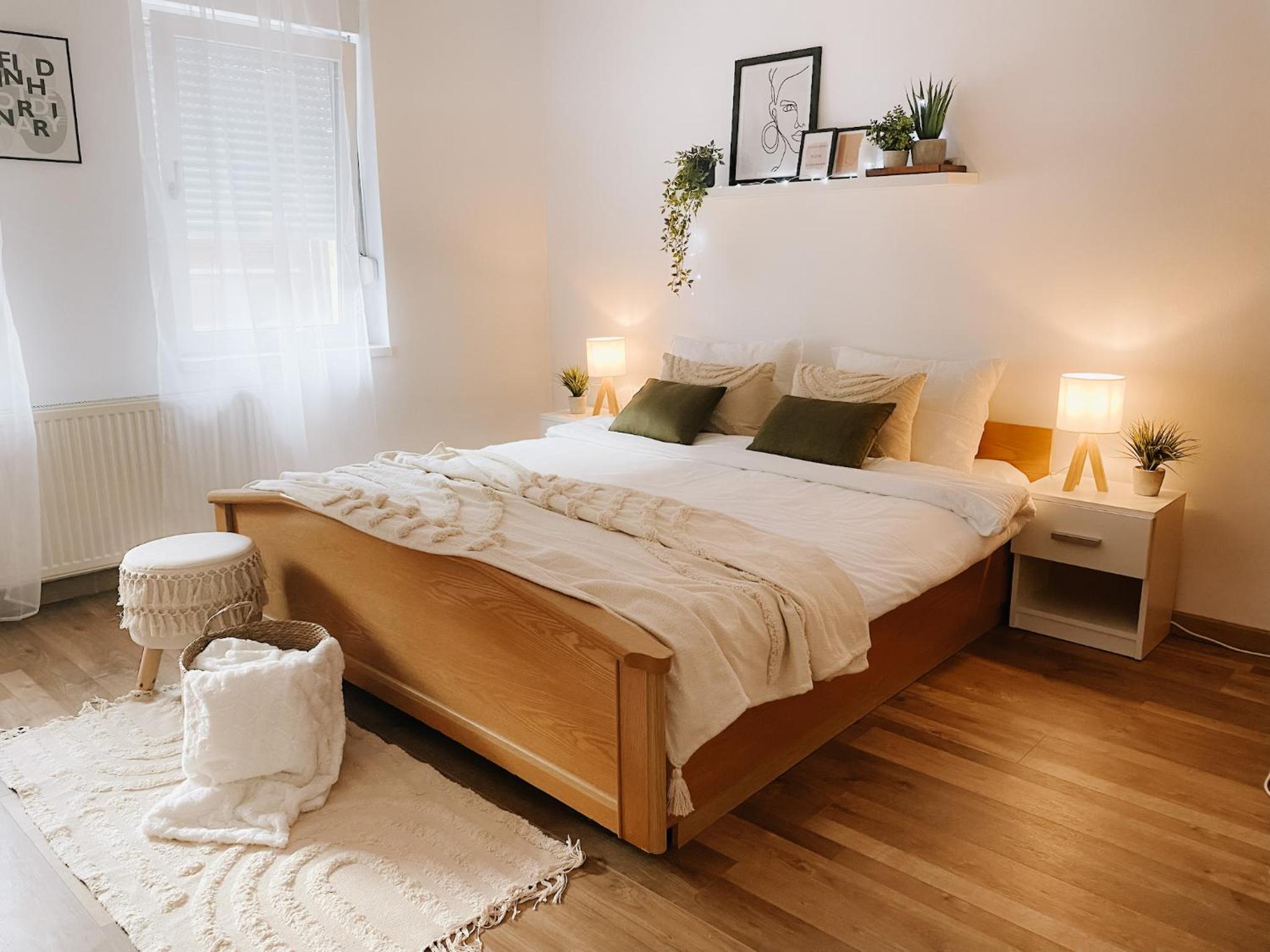 Two-Bedroom Apartment - Photo 16