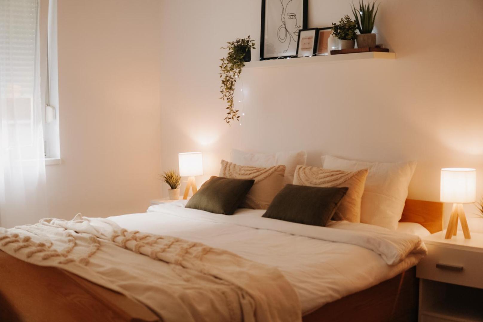 Two-Bedroom Apartment - Photo 17