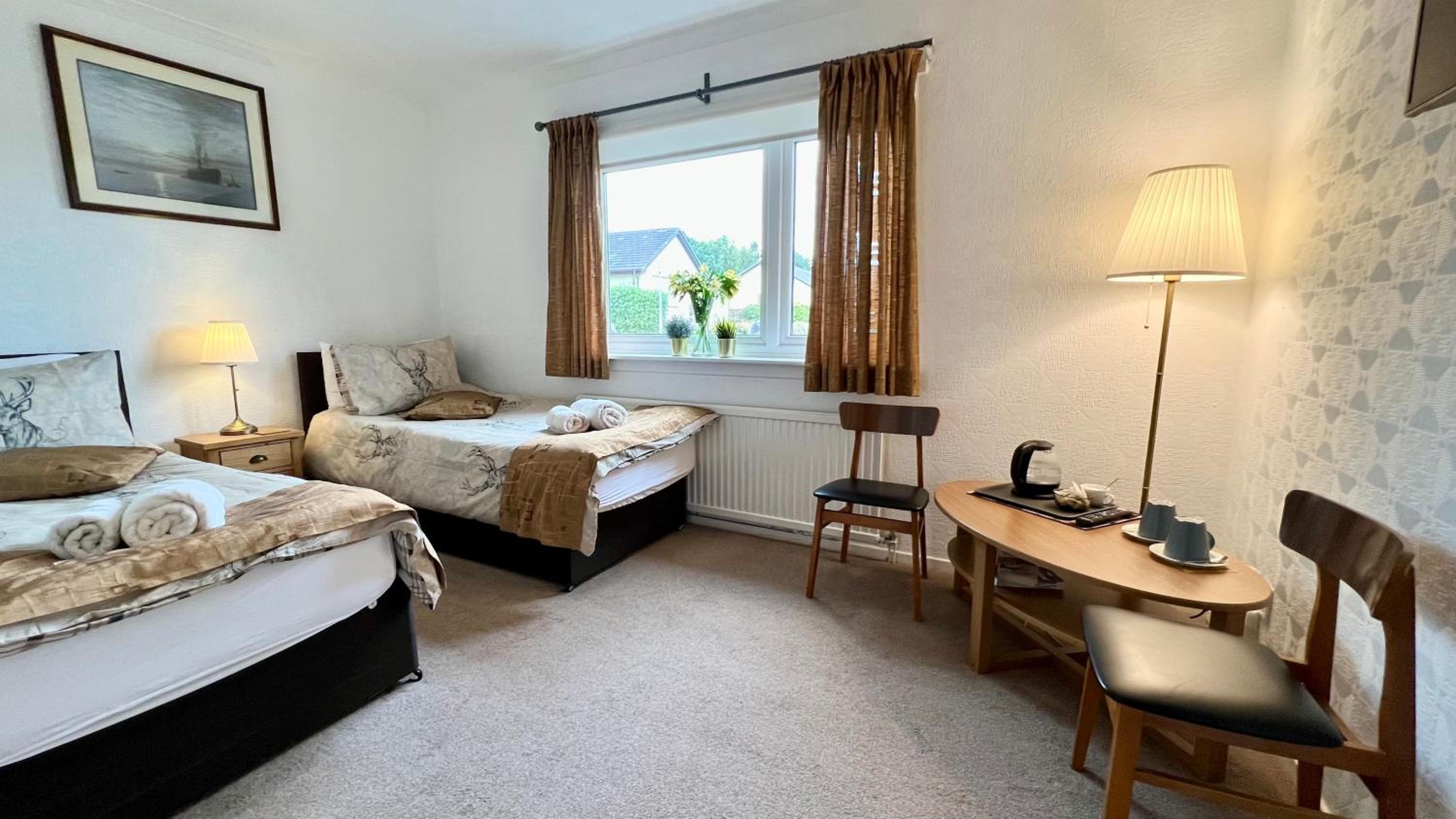 Twin Room with Shower
