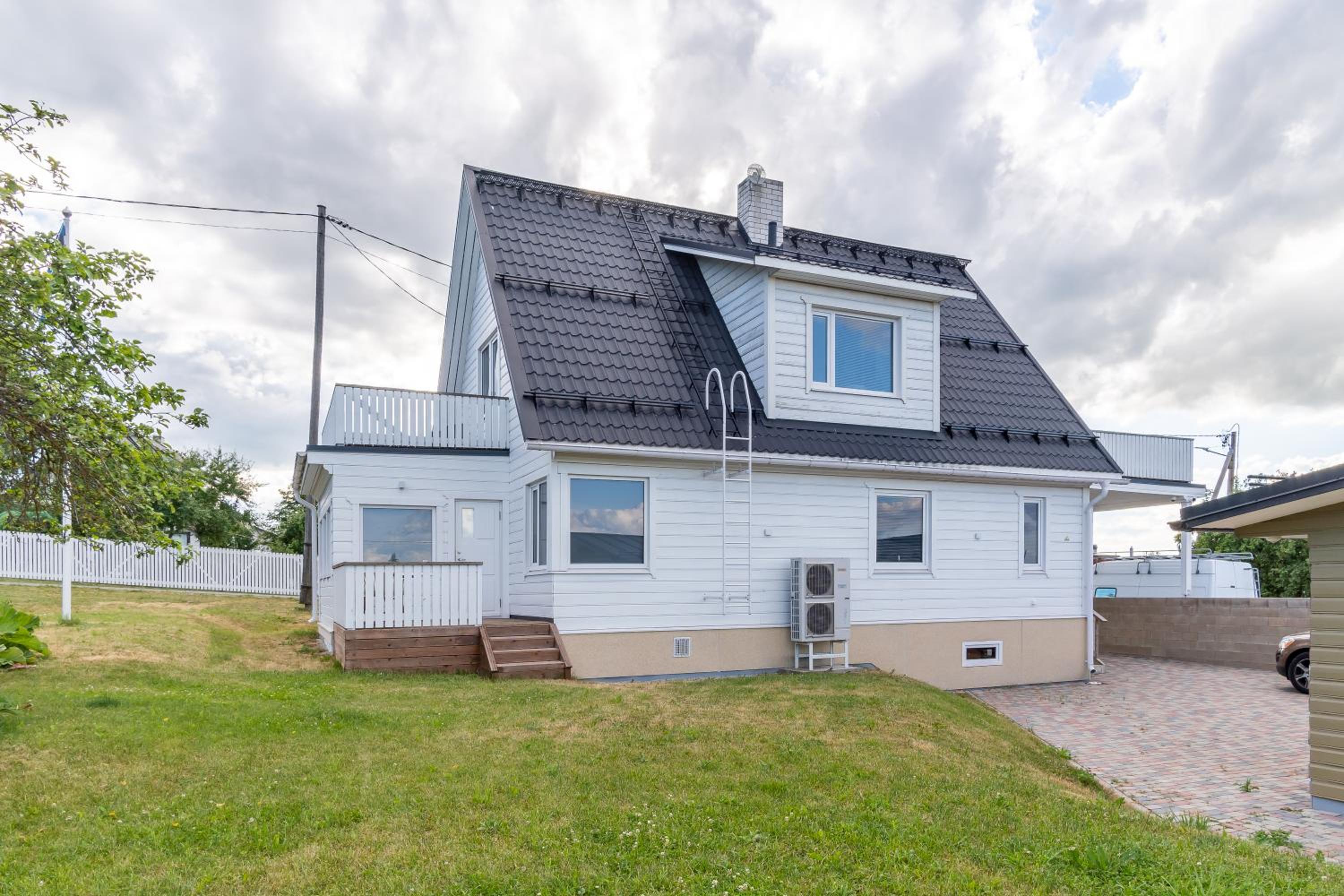 Villa - Photo 11