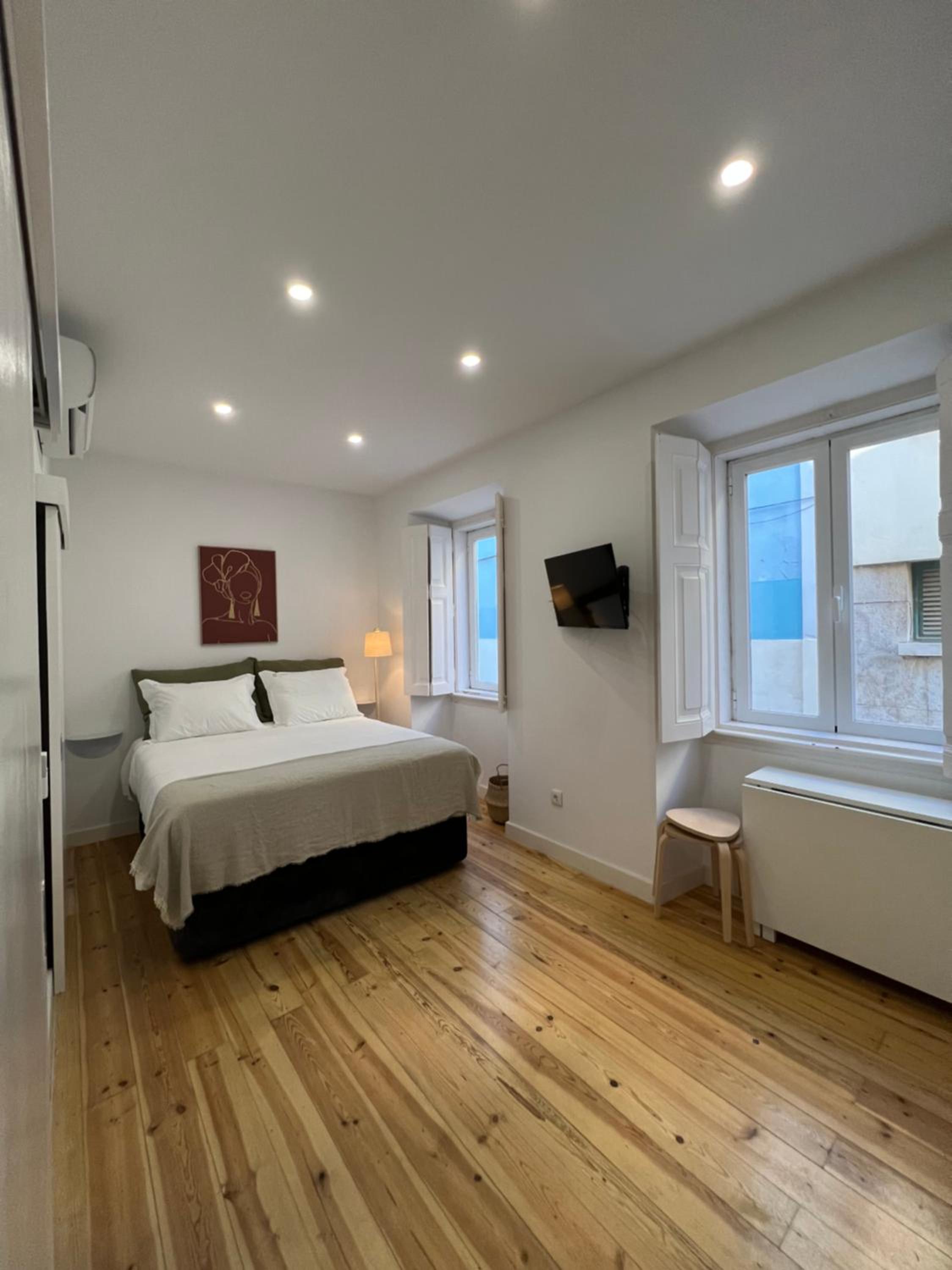 Studio Apartment photo 1