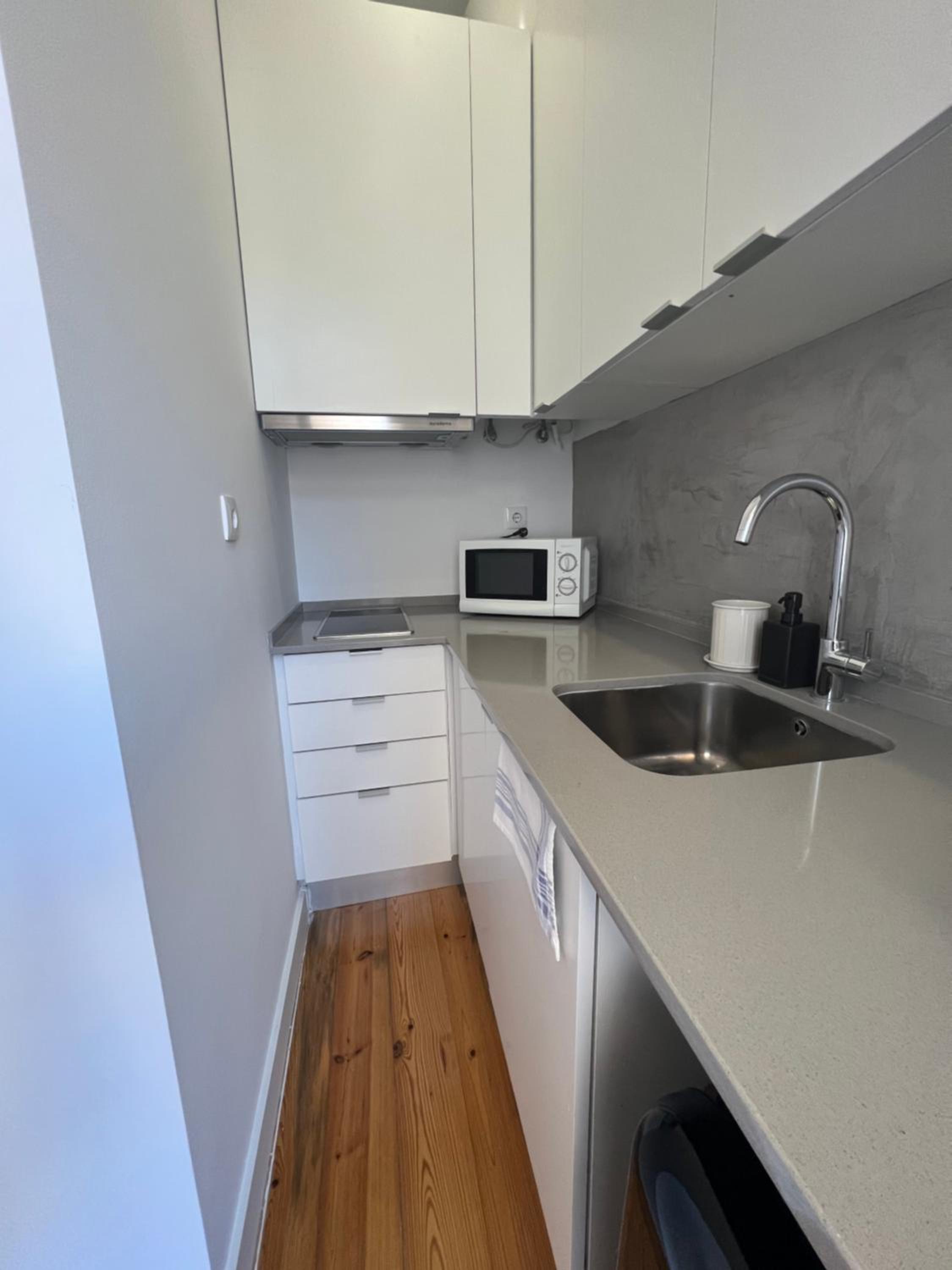 Apartment with Terrace - Photo 21