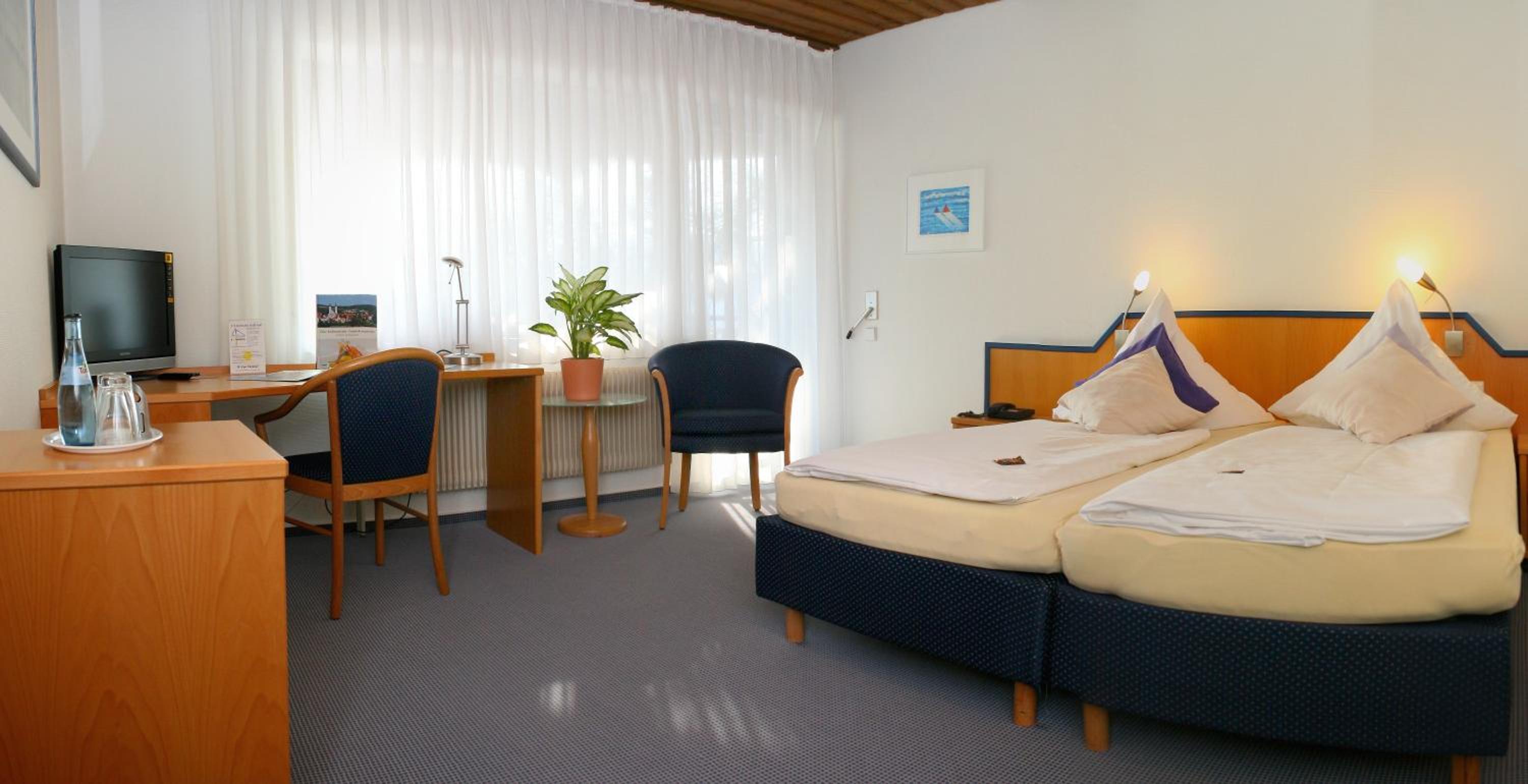 Double Room - Photo 1