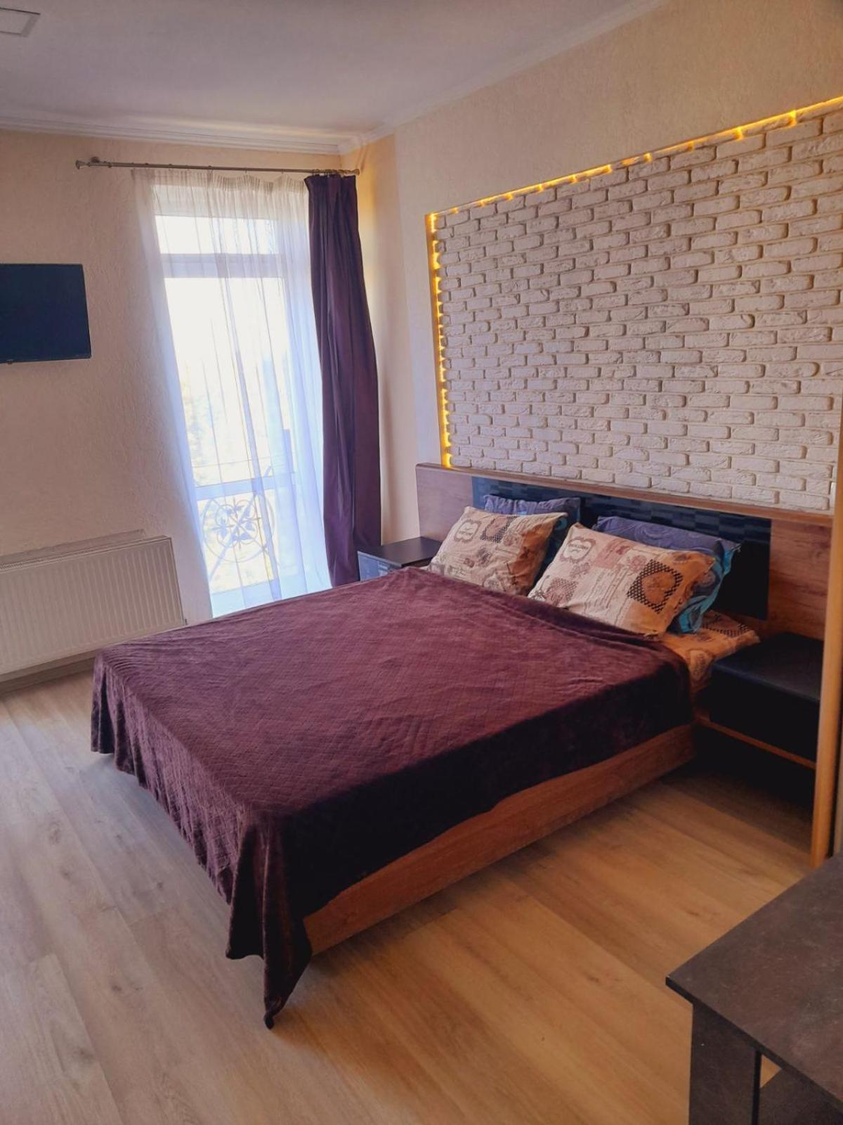 Studio Apartment photo 1