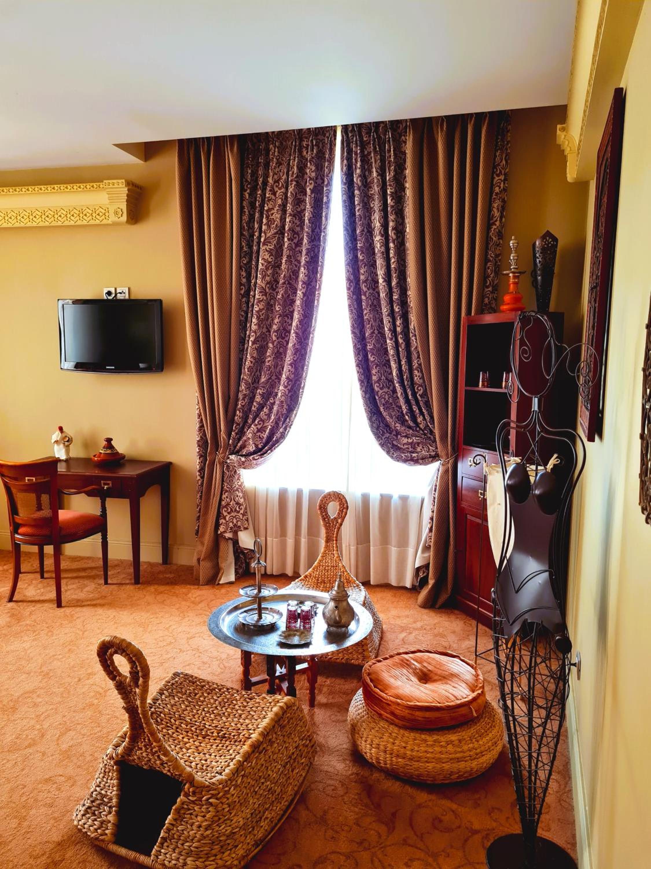 Chambre Deluxe Double ou Lits Jumeaux Chambre Deluxe Double ou Lits Jumeaux