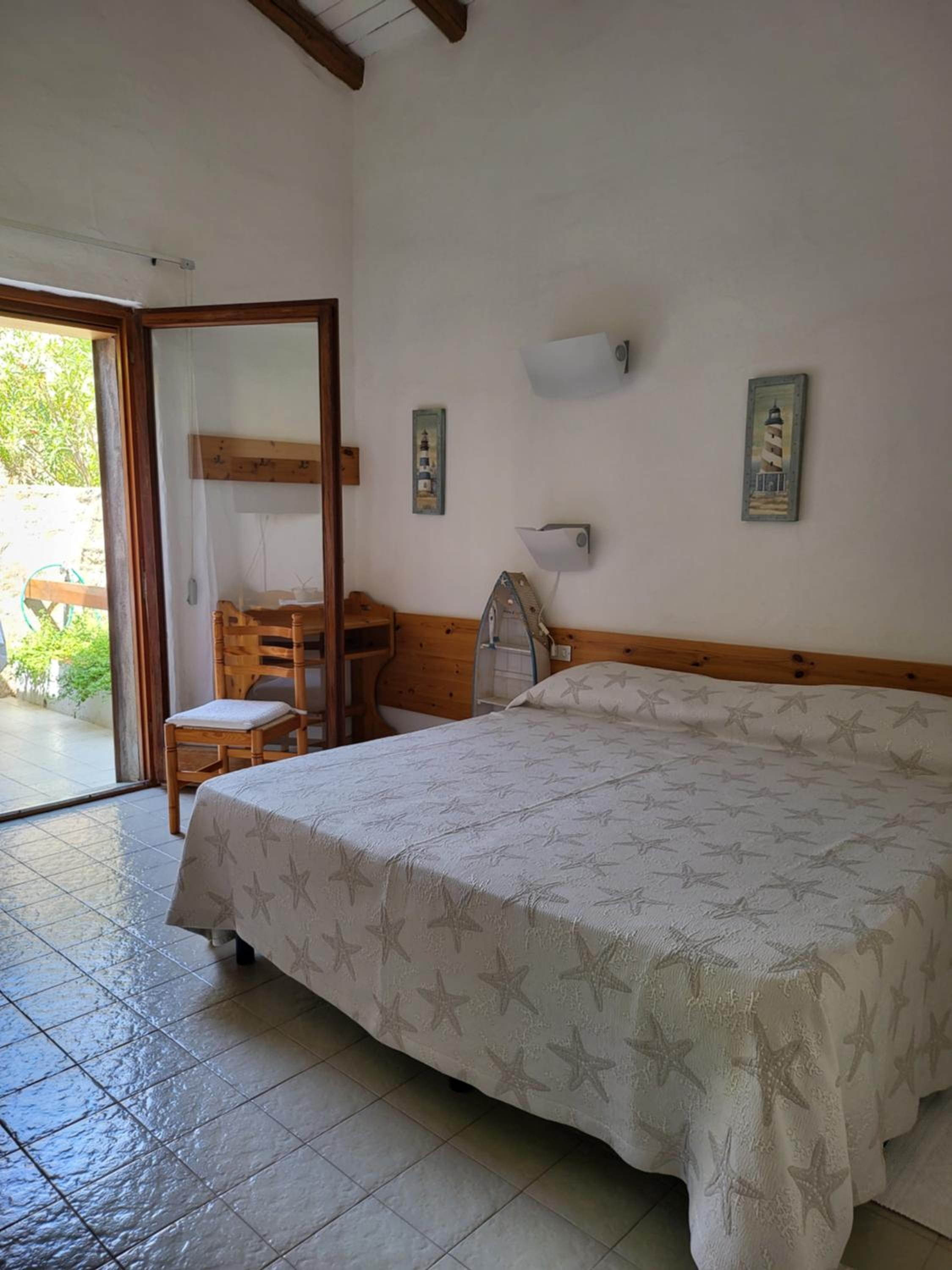 Double Room with Terrace - Photo 9