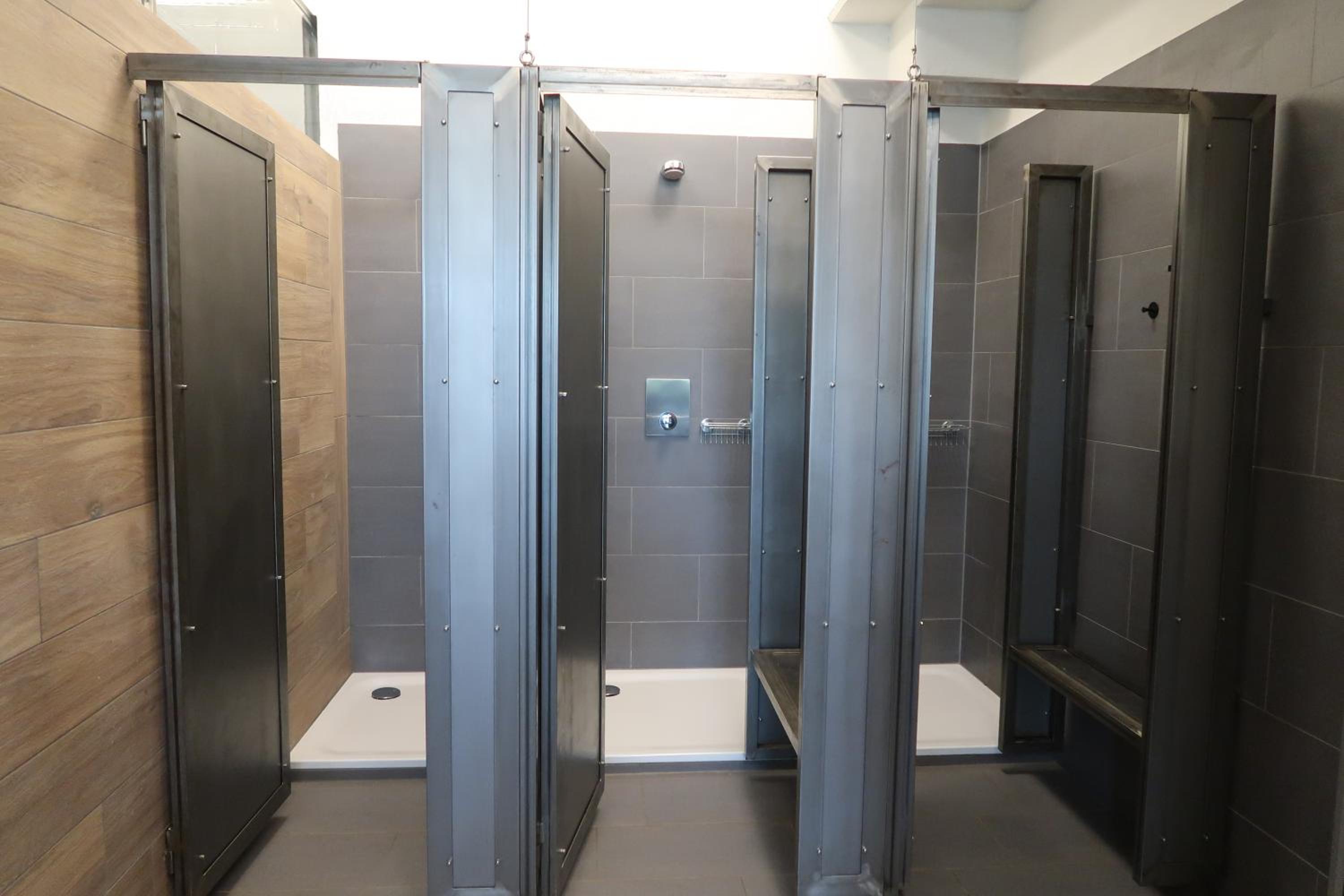 Standard Triple Room - Photo 6