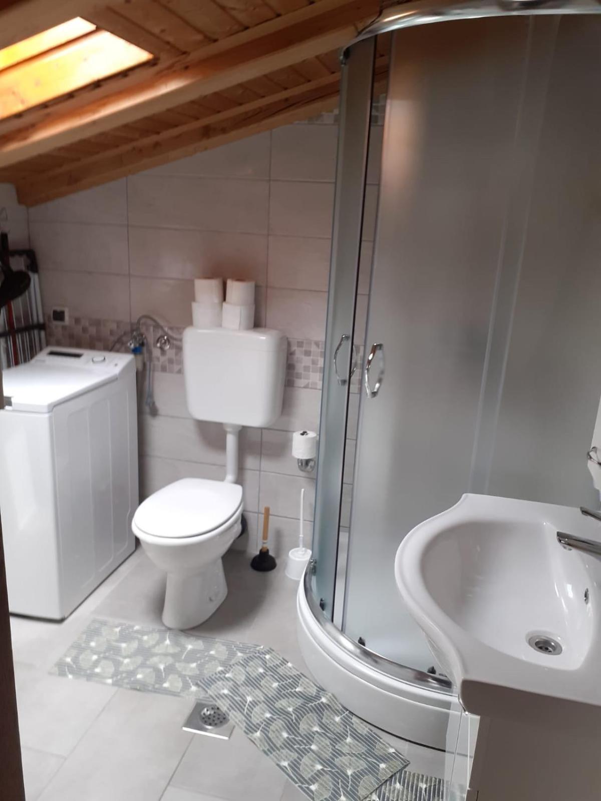 Two-Bedroom Apartment - Photo 4