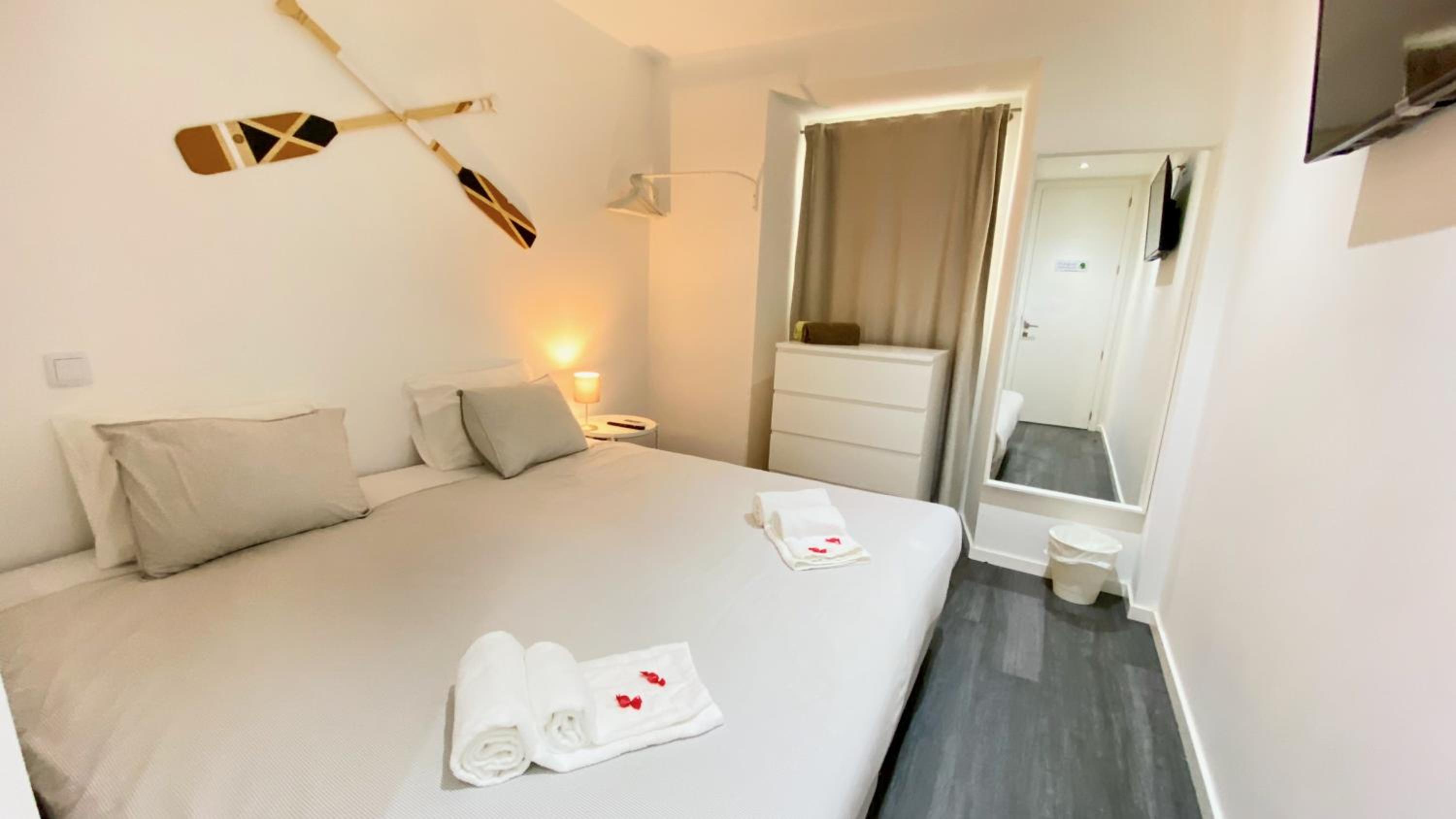 Double or Twin Room - Photo 1