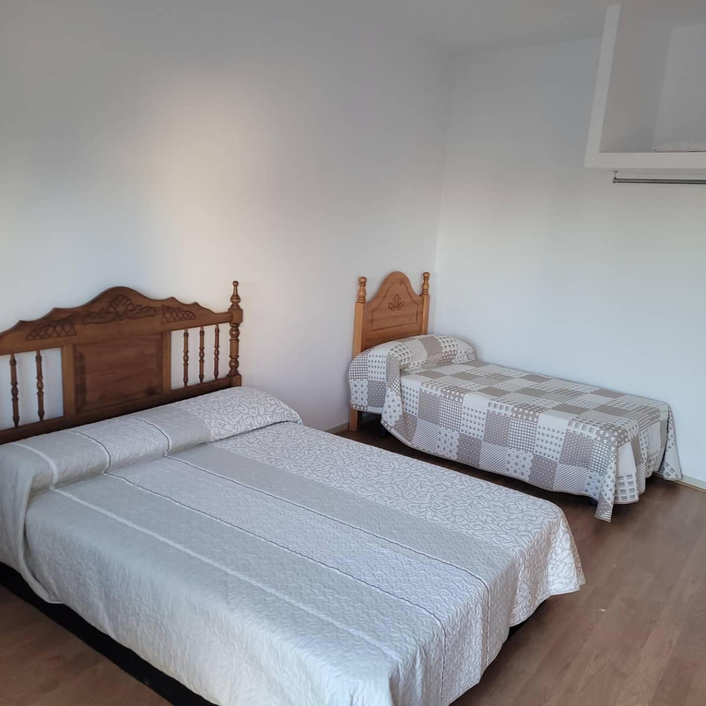 Habitación King con Ducha Accesible para Personas con Discapacidad