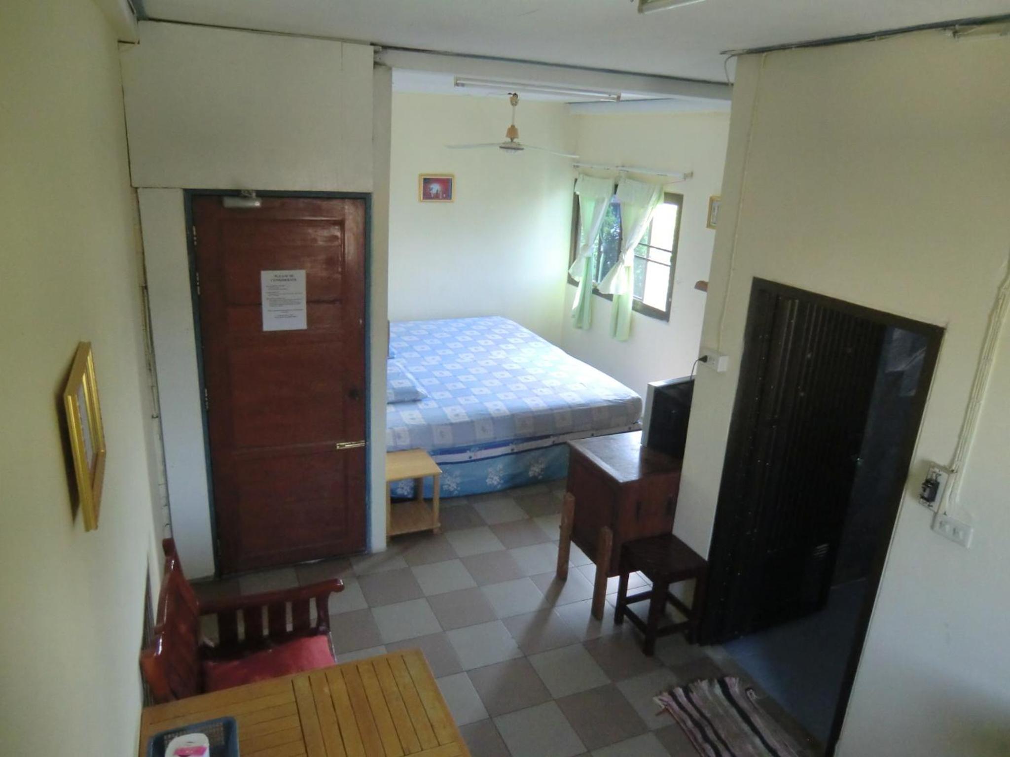 Large Double Room photo 3