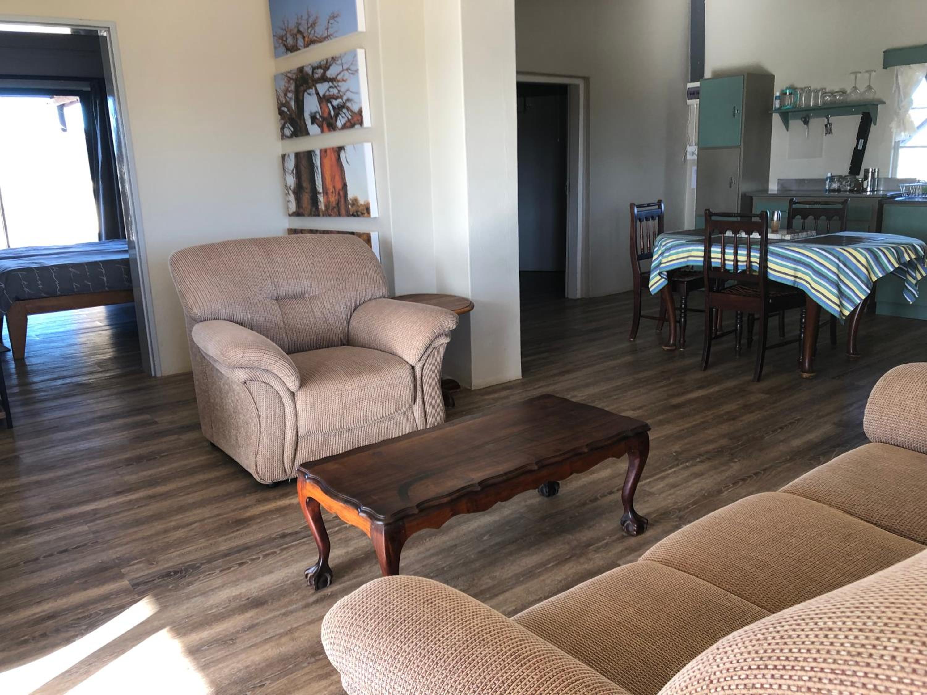 Family Bungalow photo 1