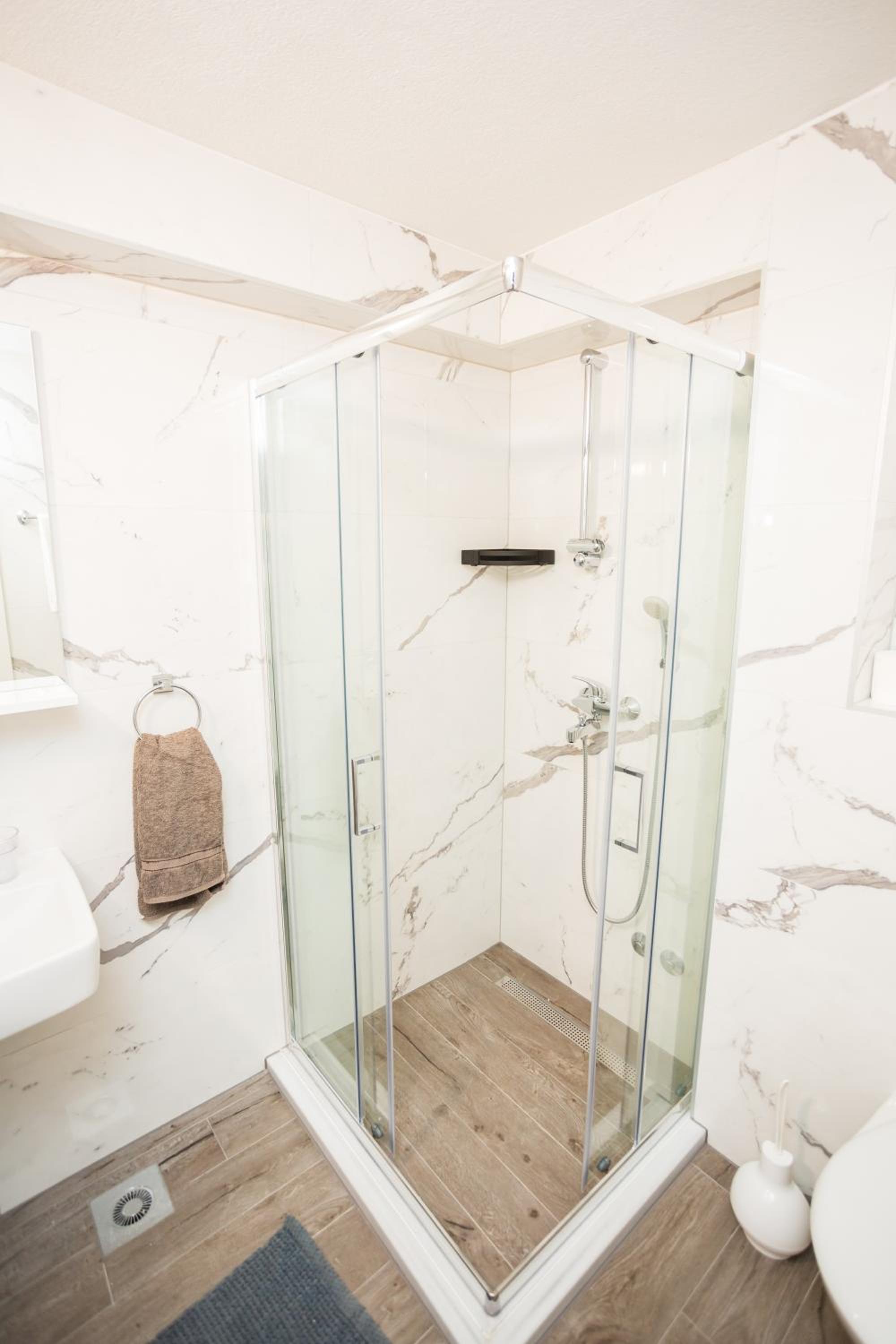 Apartment - Photo 9