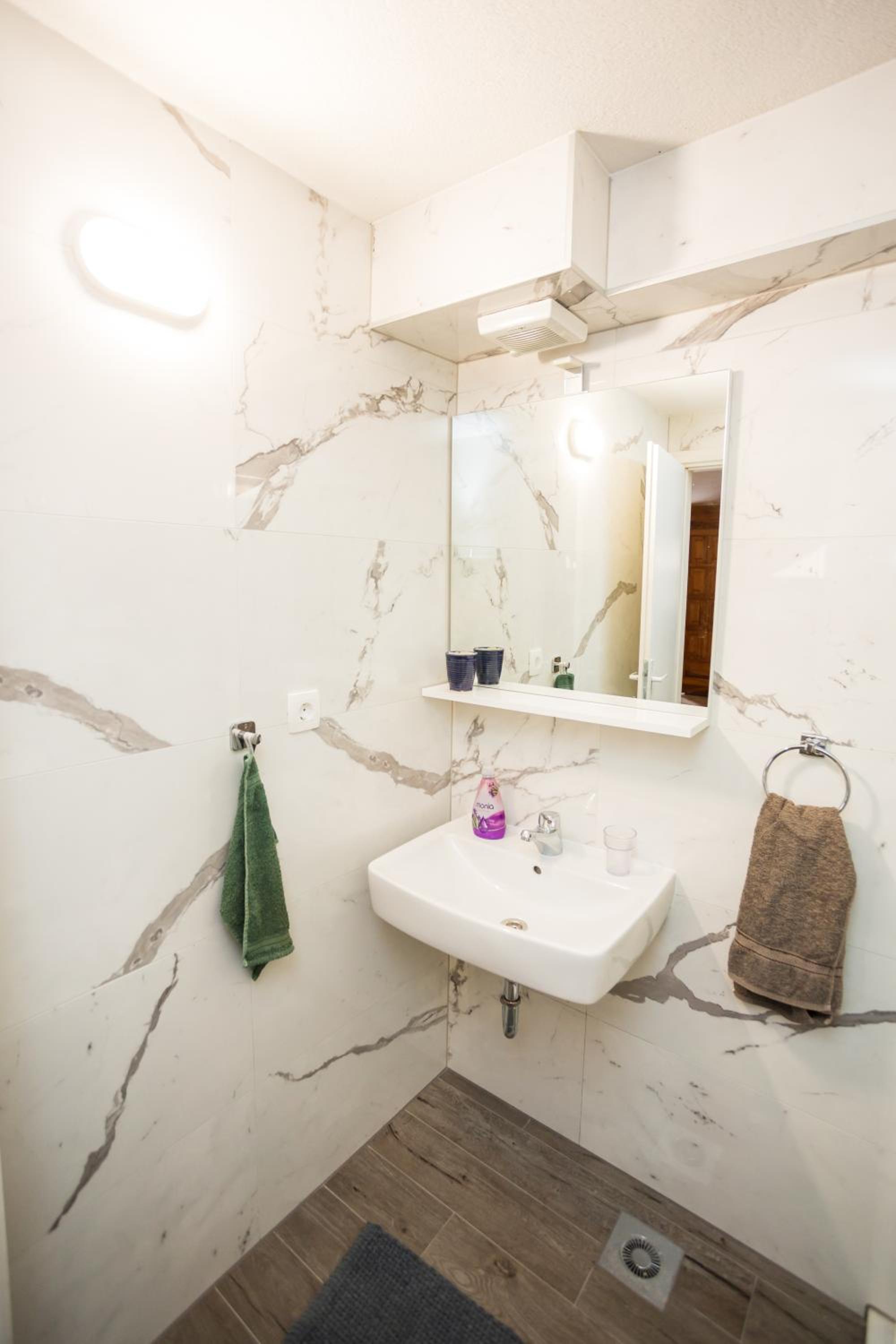 Apartment - Photo 29