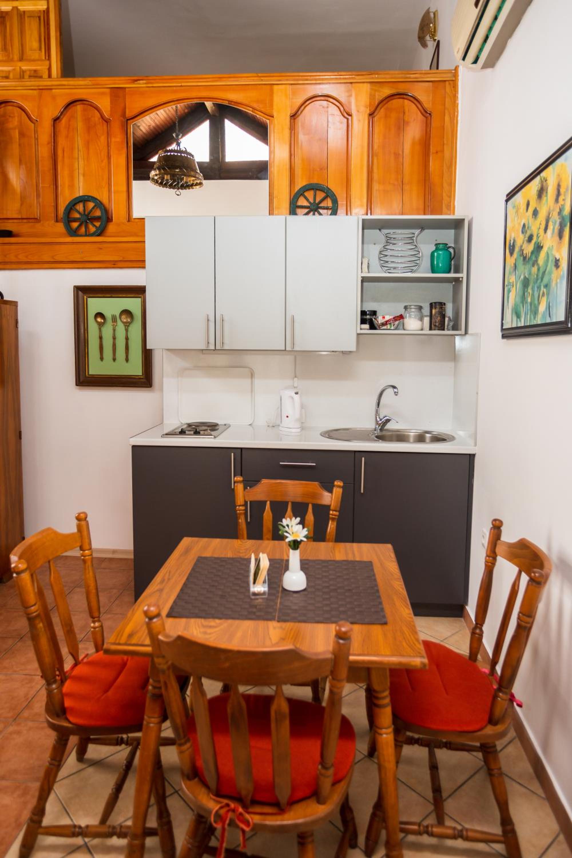 Apartment - Photo 25