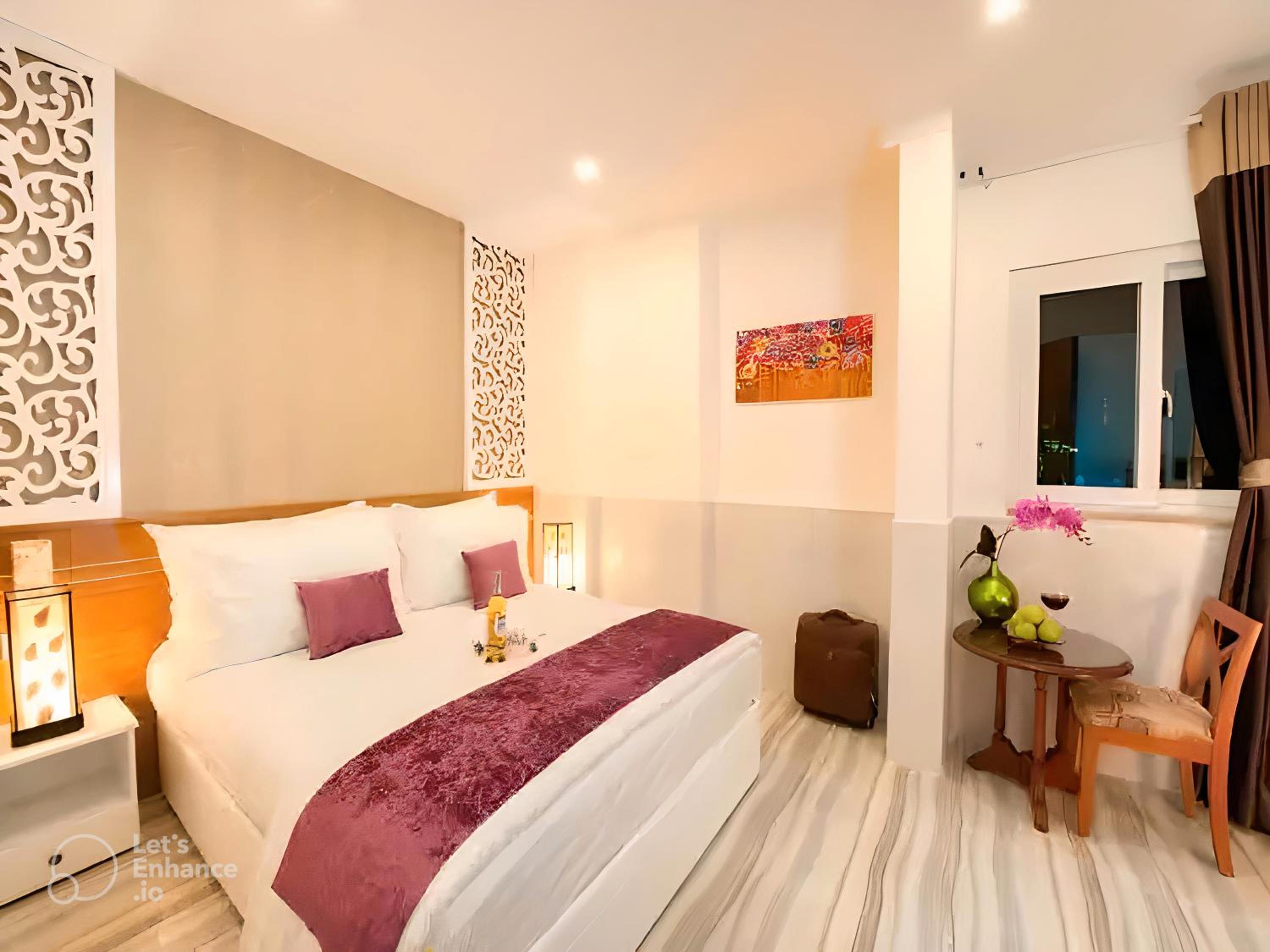 Superior King Room