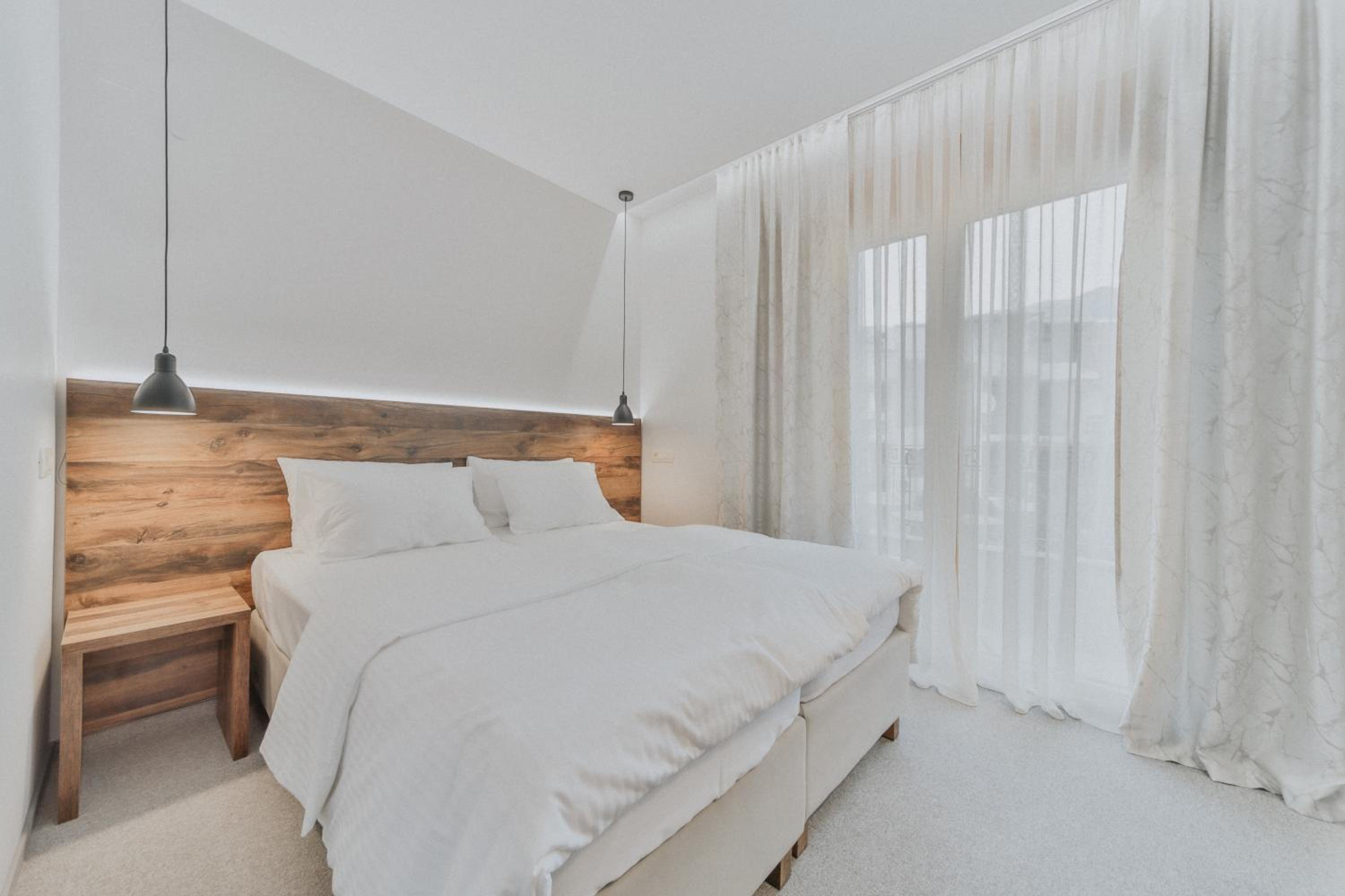 Standard Double or Twin Room - Photo 4