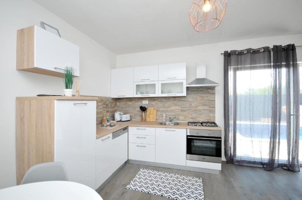 Two-Bedroom Apartment - Photo 24