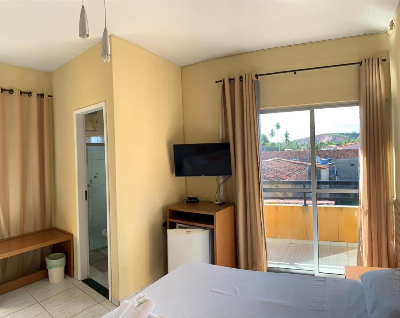 Deluxe Triple Room with Balcony photo 1