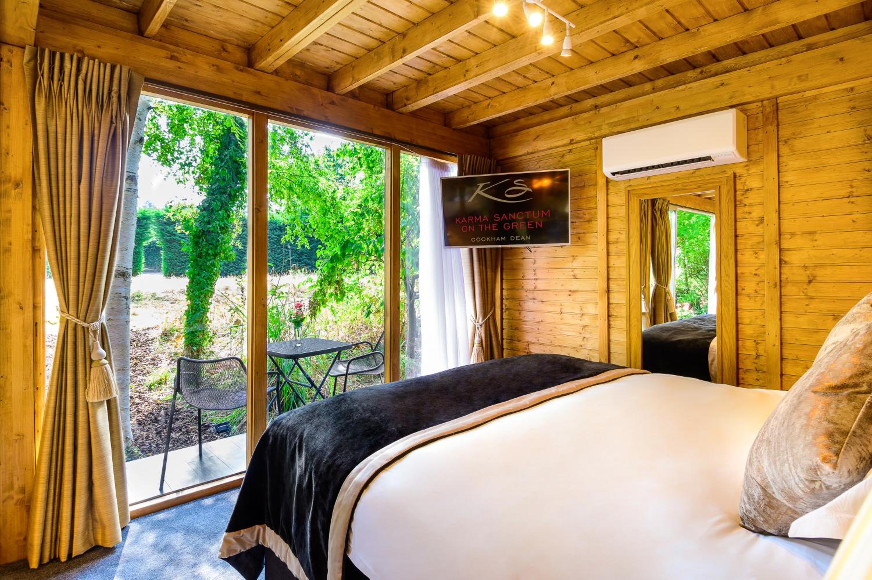 King Room with Garden View