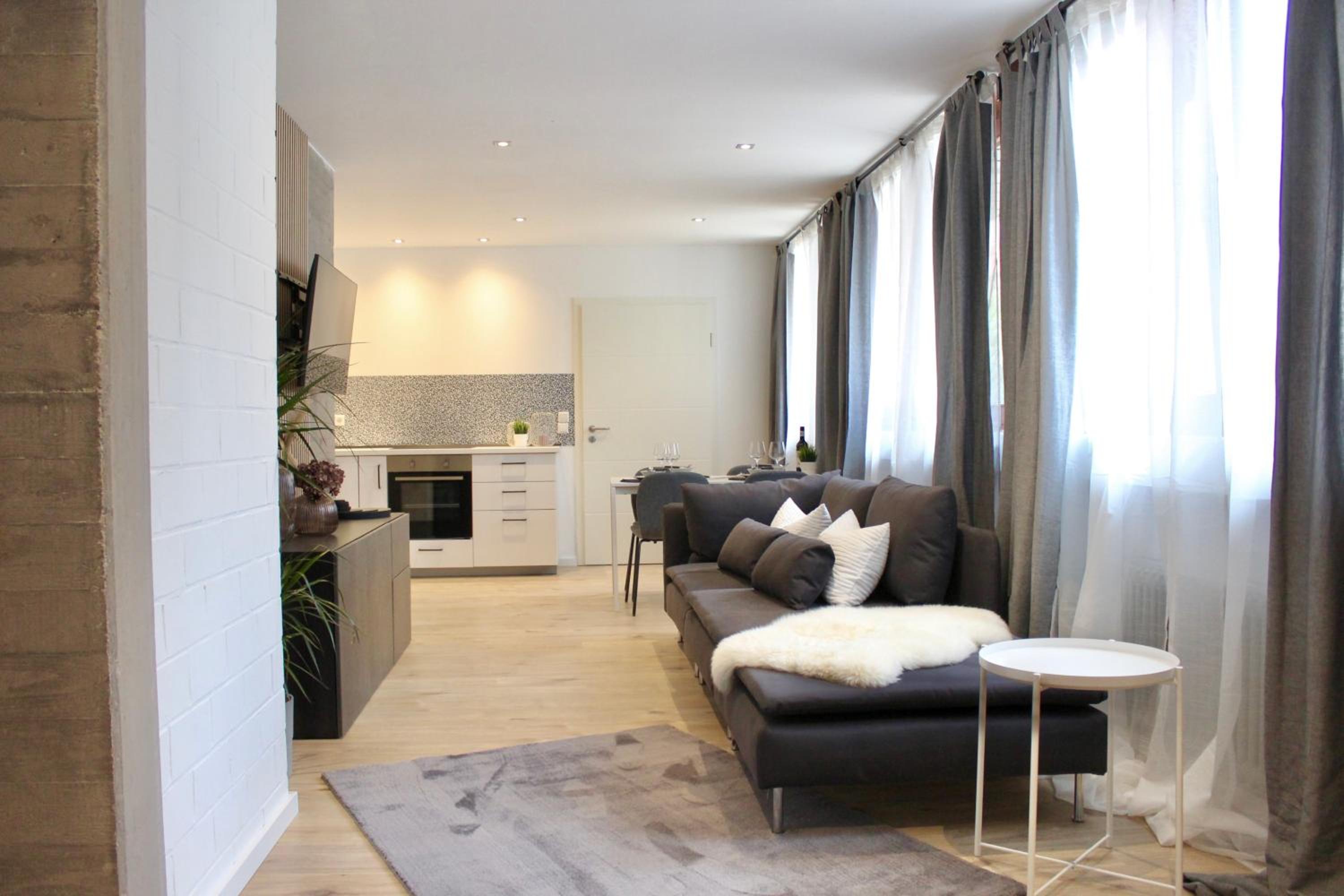Apartment photo 2