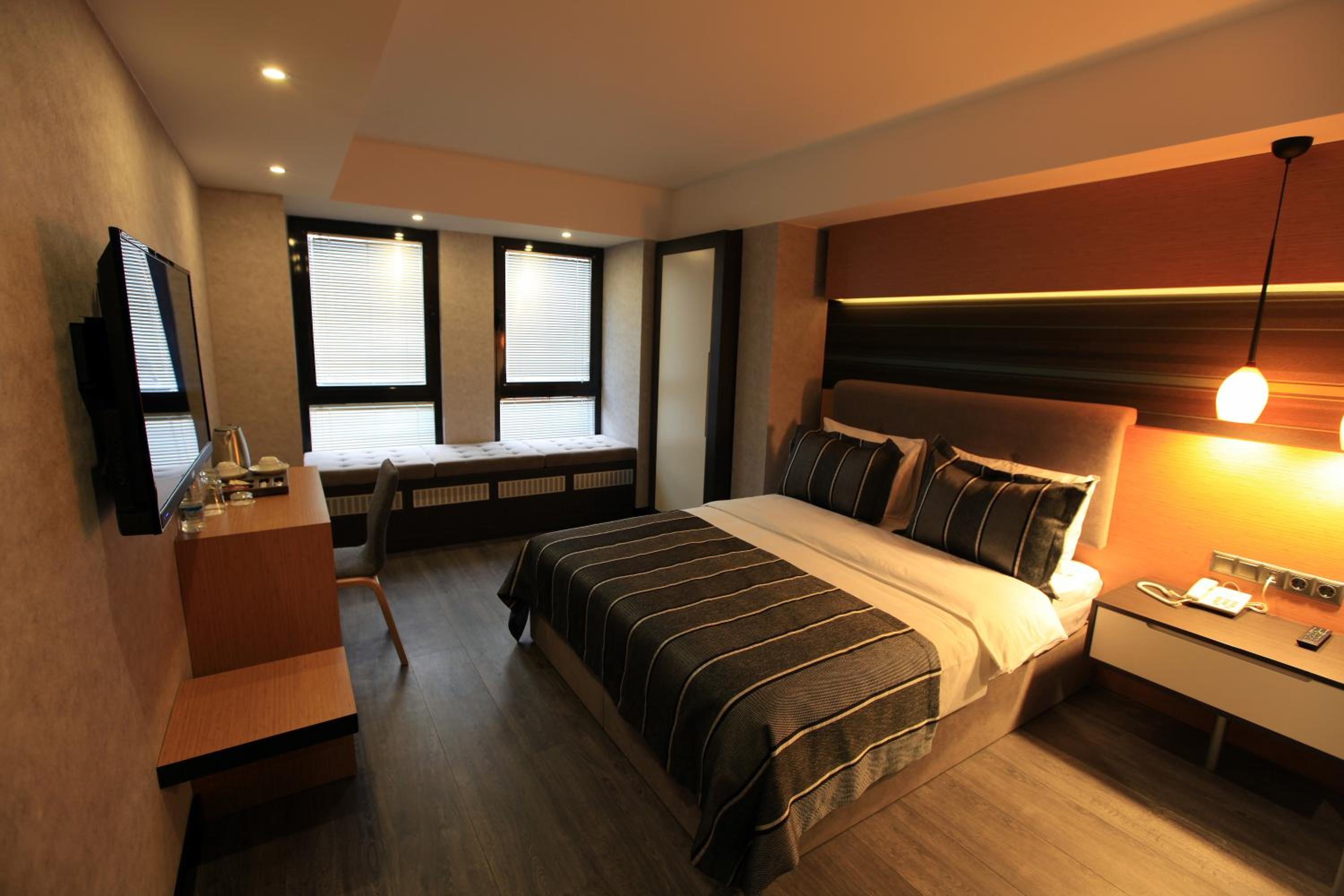 Deluxe Double Room photo 2