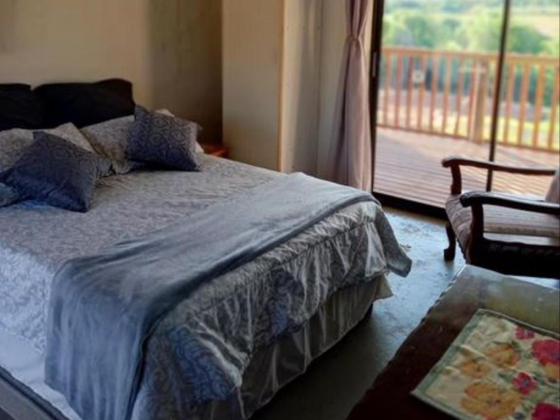 Family Suite with Balcony - Photo 4