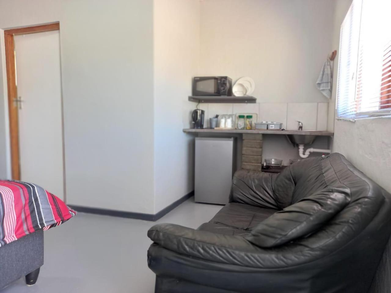 Double Room - Photo 4