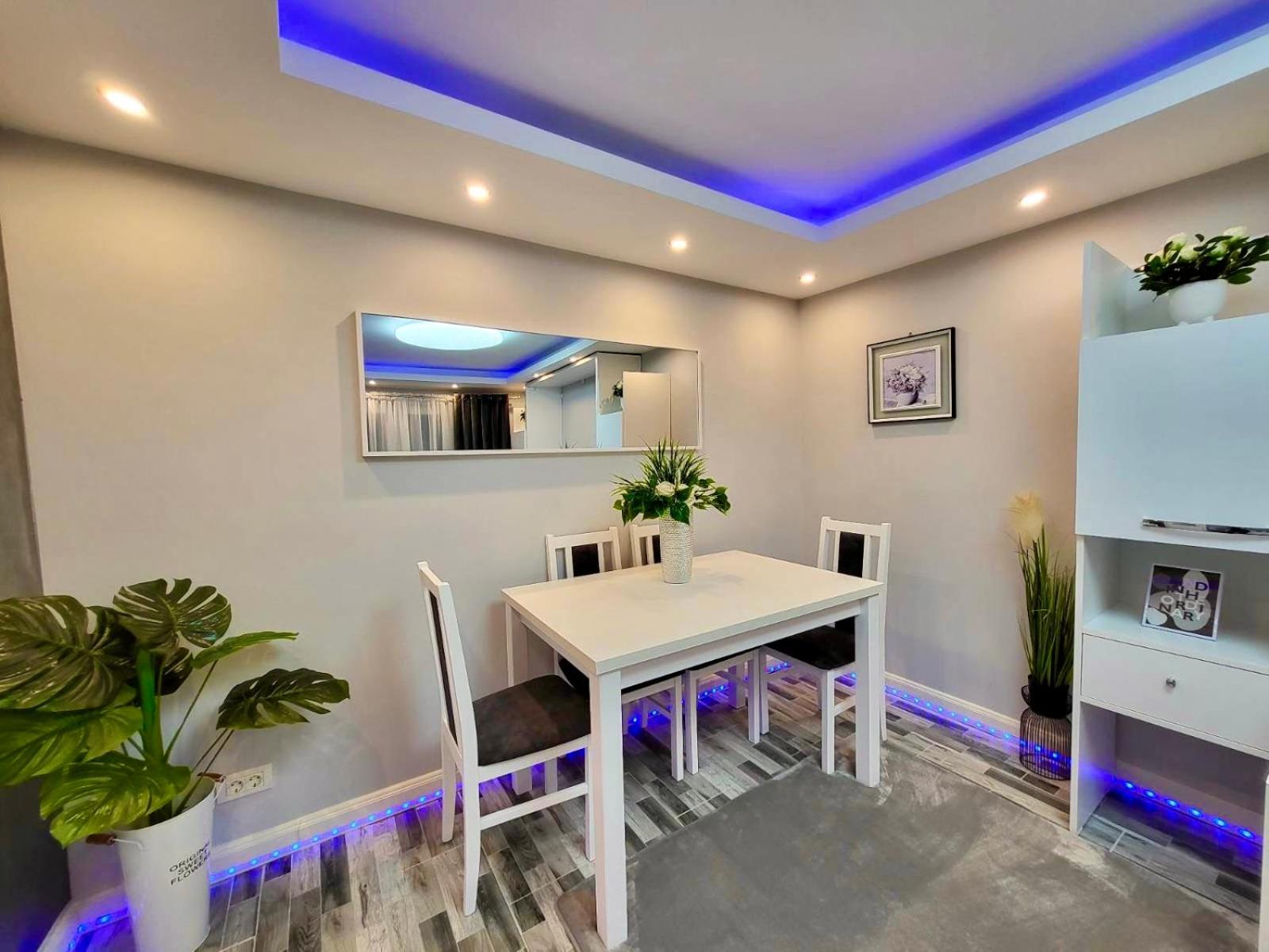 One-Bedroom Apartment - Photo 28