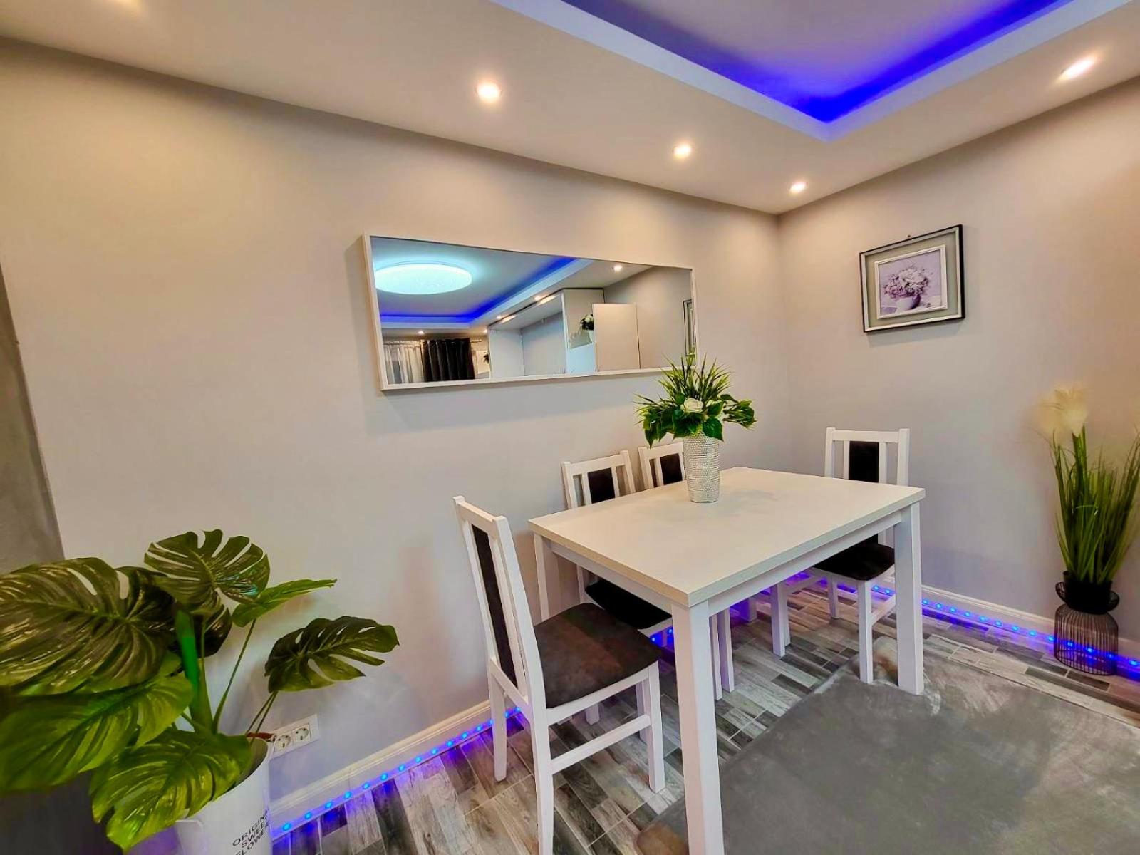One-Bedroom Apartment - Photo 26