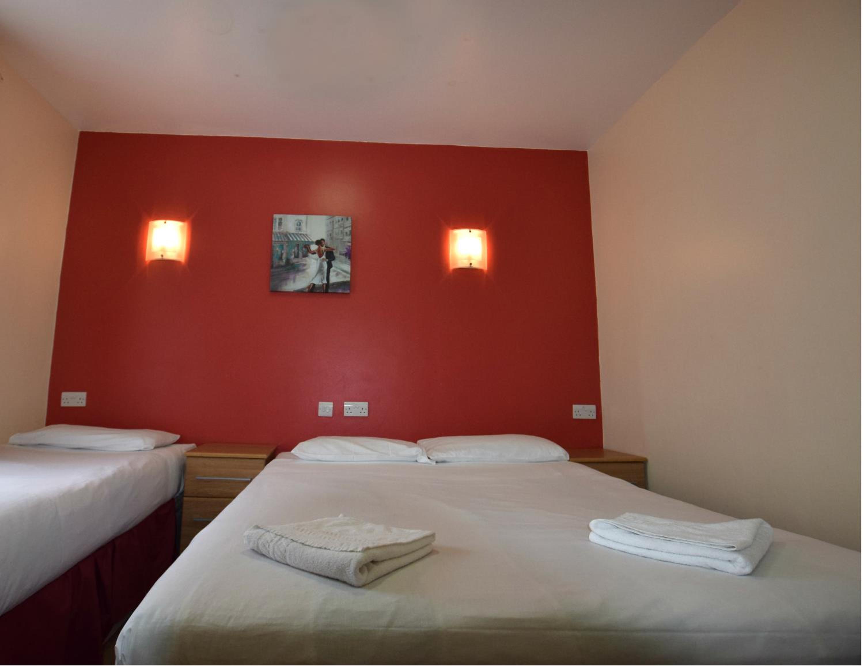 Triple Room - Photo 5