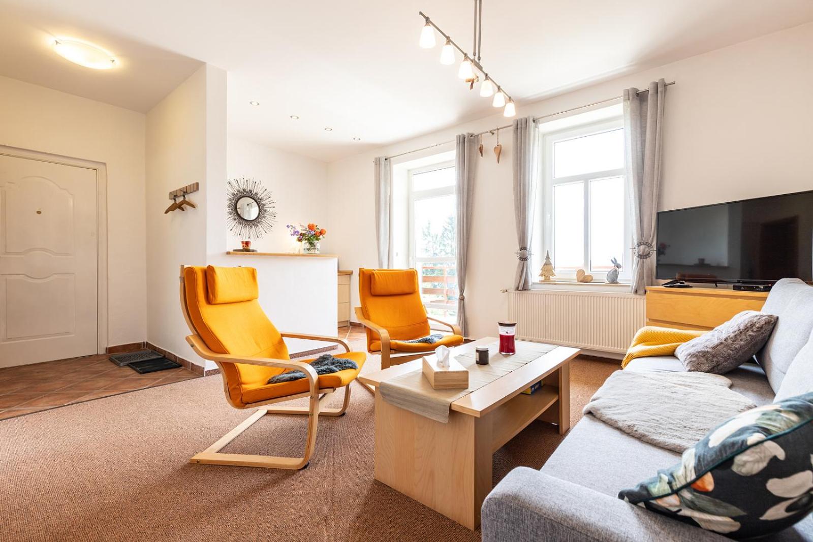 One-Bedroom Apartment photo 2
