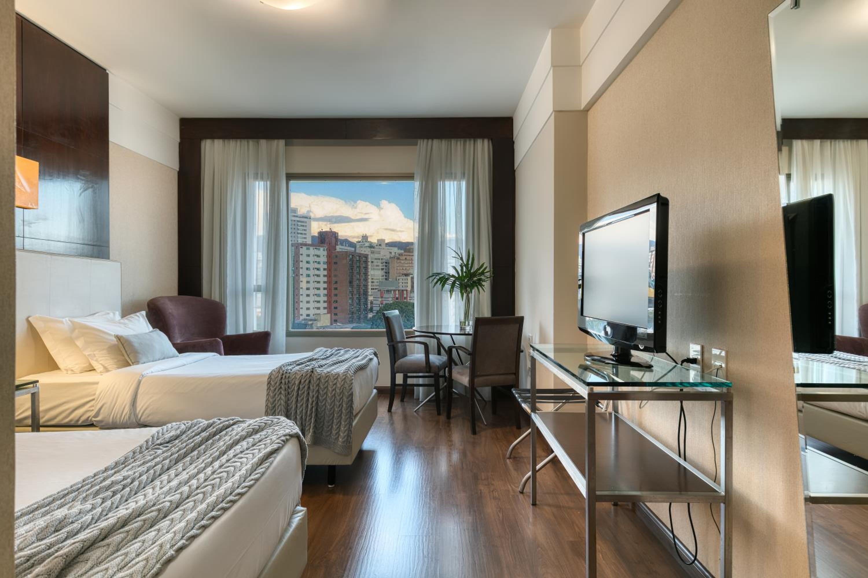 Classic Twin Room - Photo 4