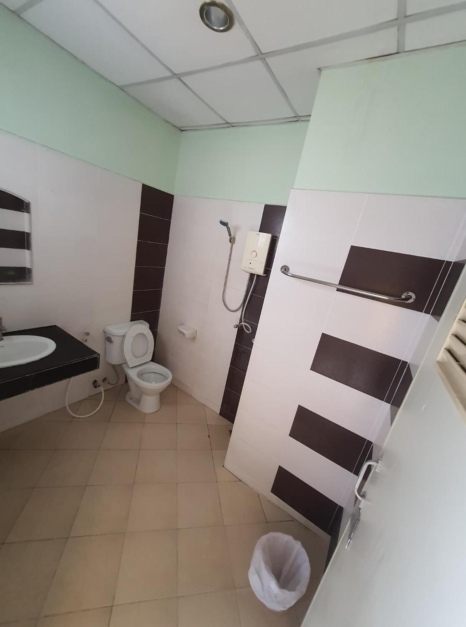 Deluxe Twin Room photo 3