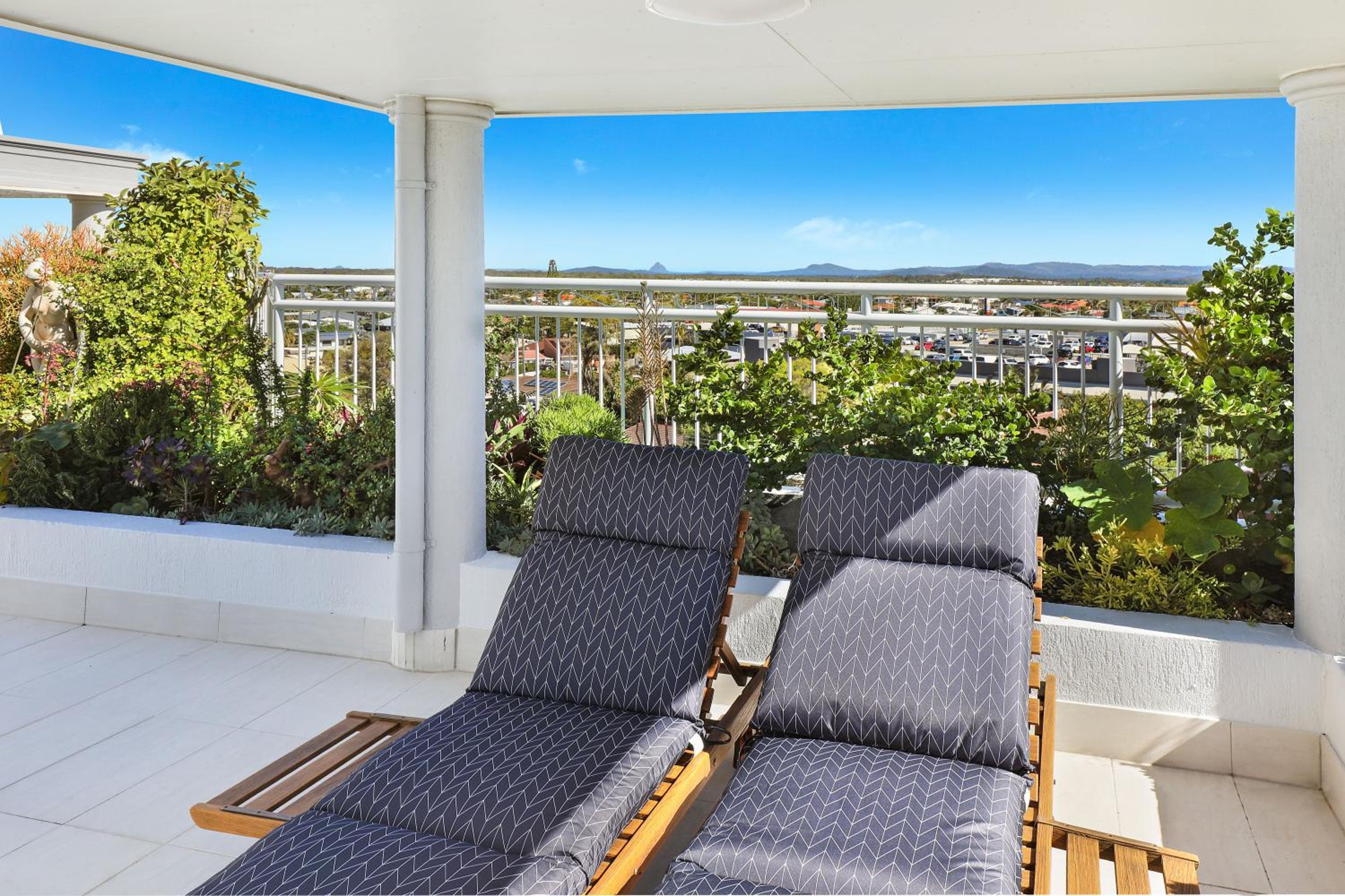 Penthouse Apartment photo 3