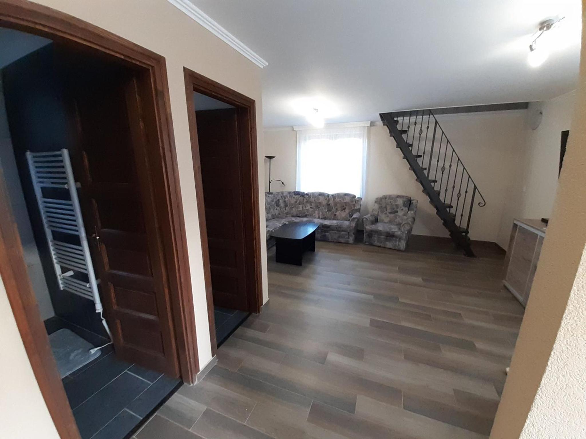 One-Bedroom Apartment - Photo 1
