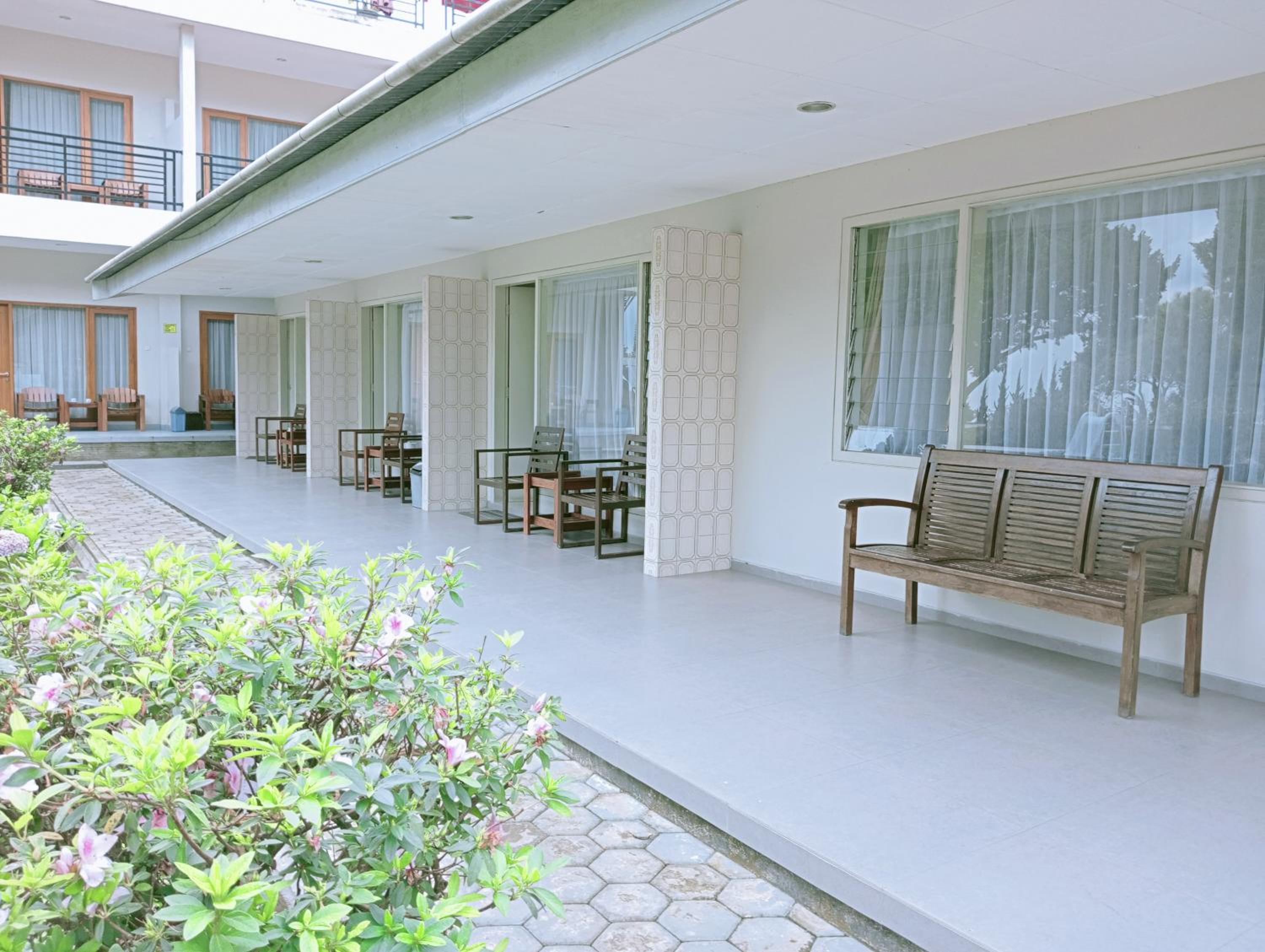 Double Room with Mountain View - Photo 6