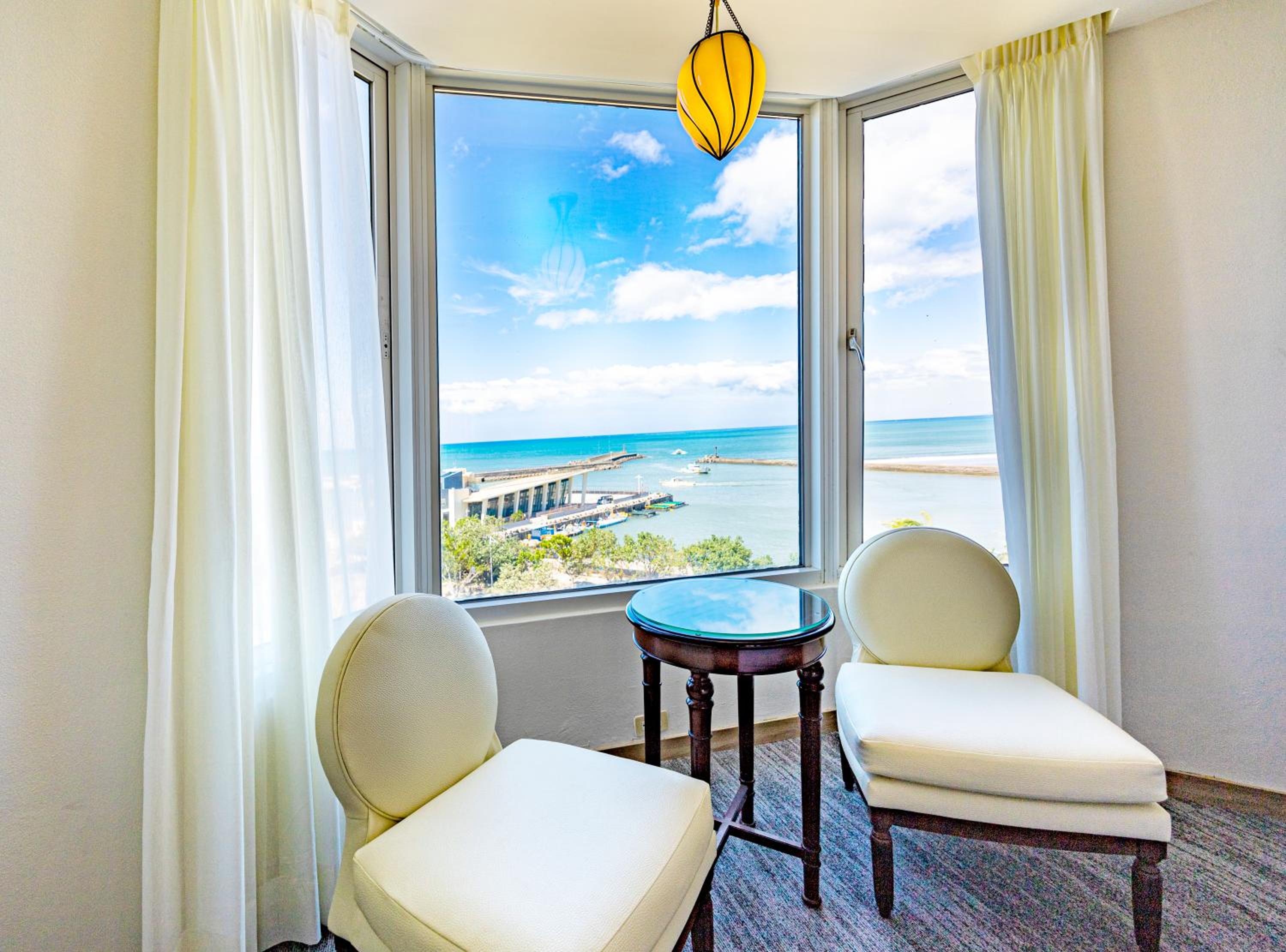 Twin Room with Sea View - Photo 4