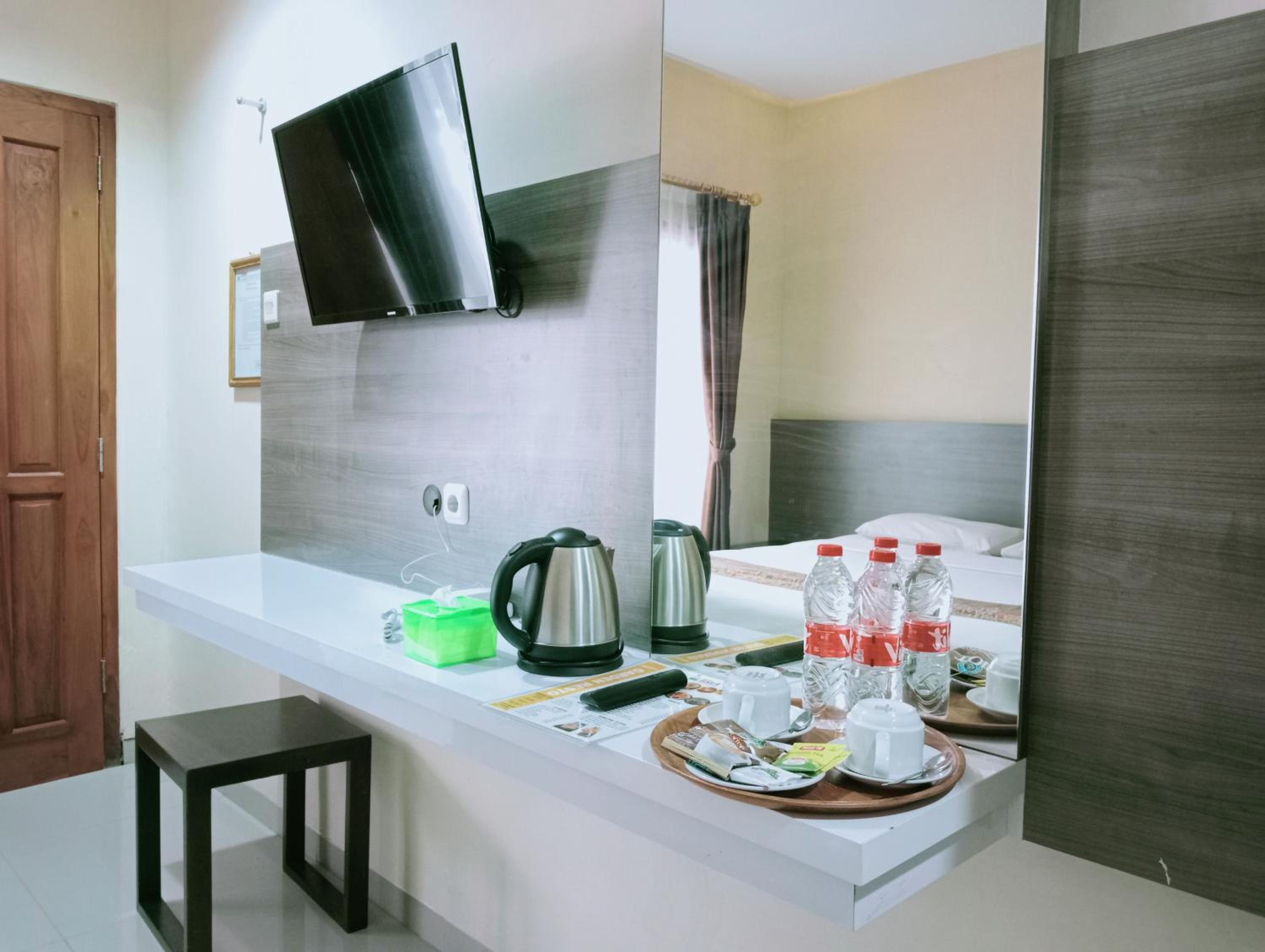 Double Room with Mountain View - Photo 3