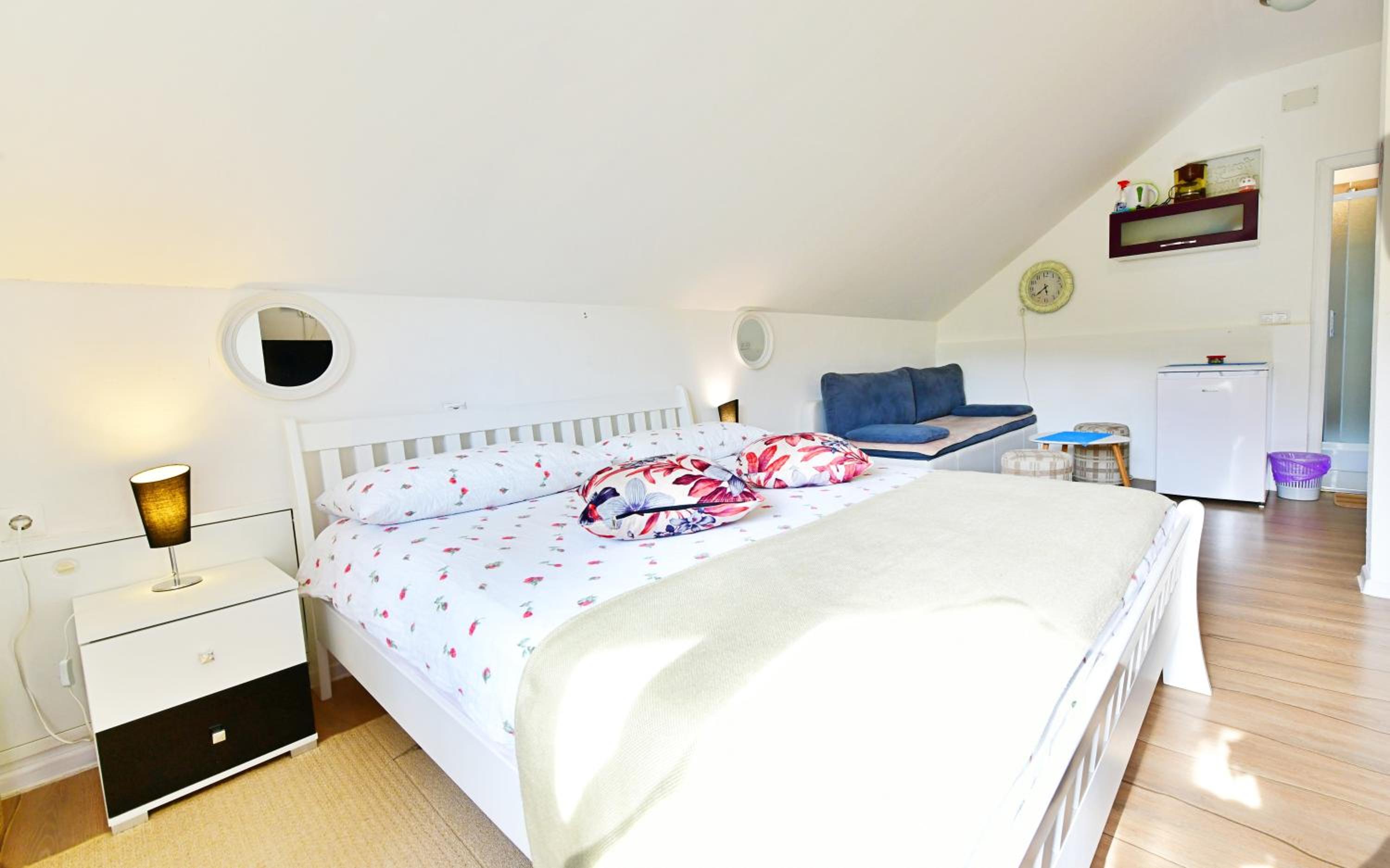 Double Room - Photo 1