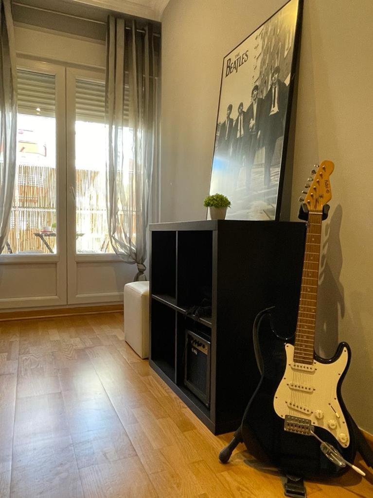 One-Bedroom Apartment photo 3