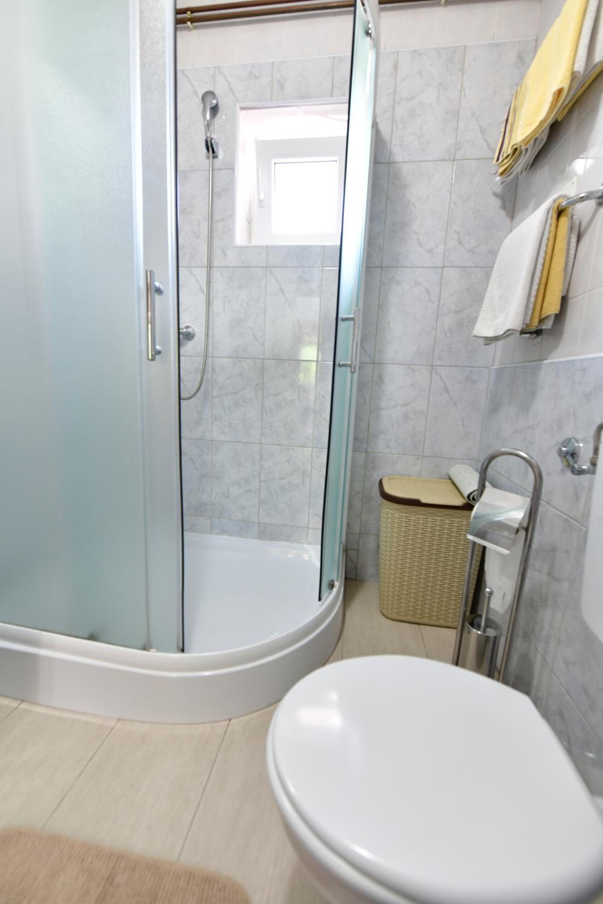 Three-Bedroom Apartment - Photo 41
