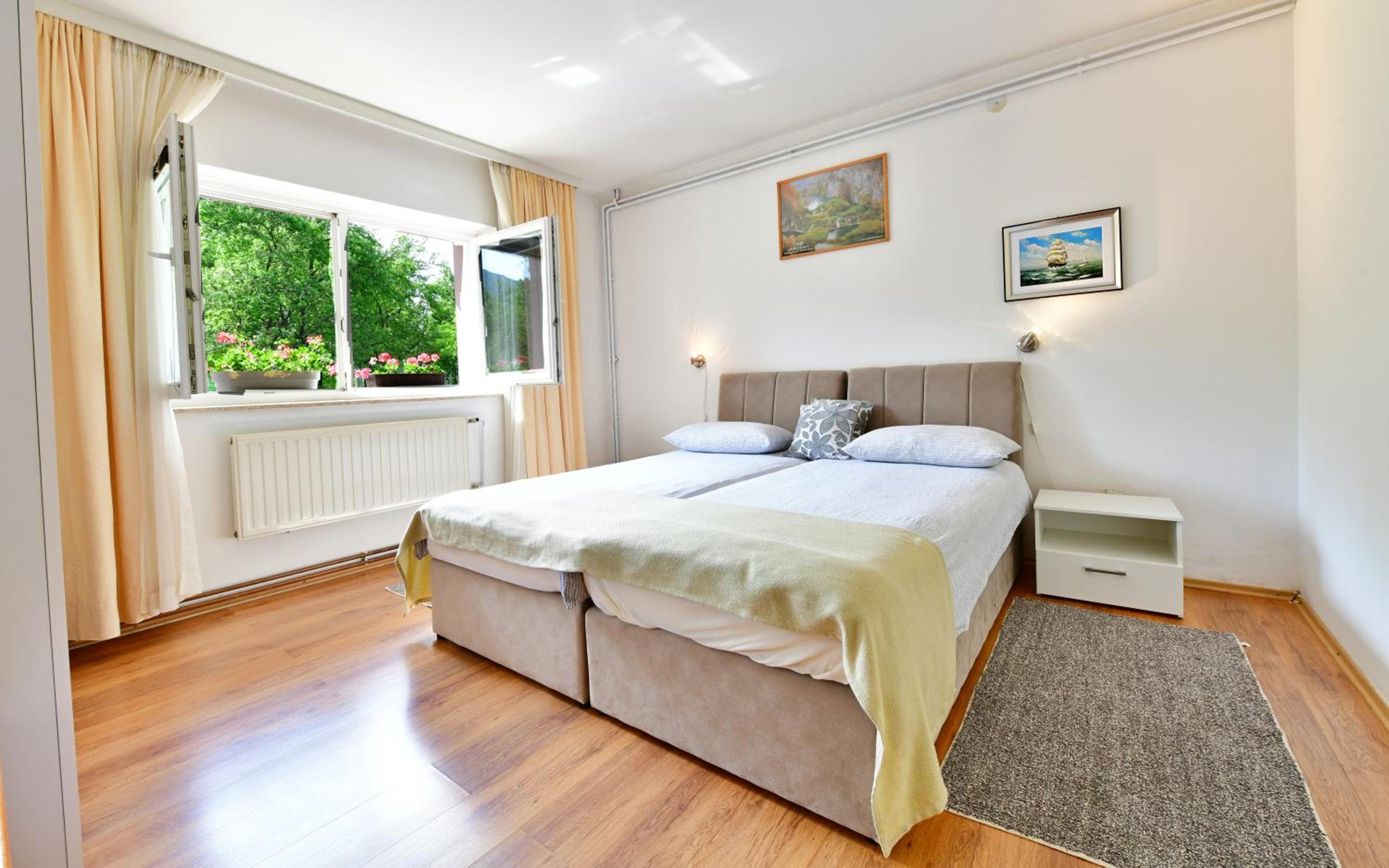 Three-Bedroom Apartment - Photo 45