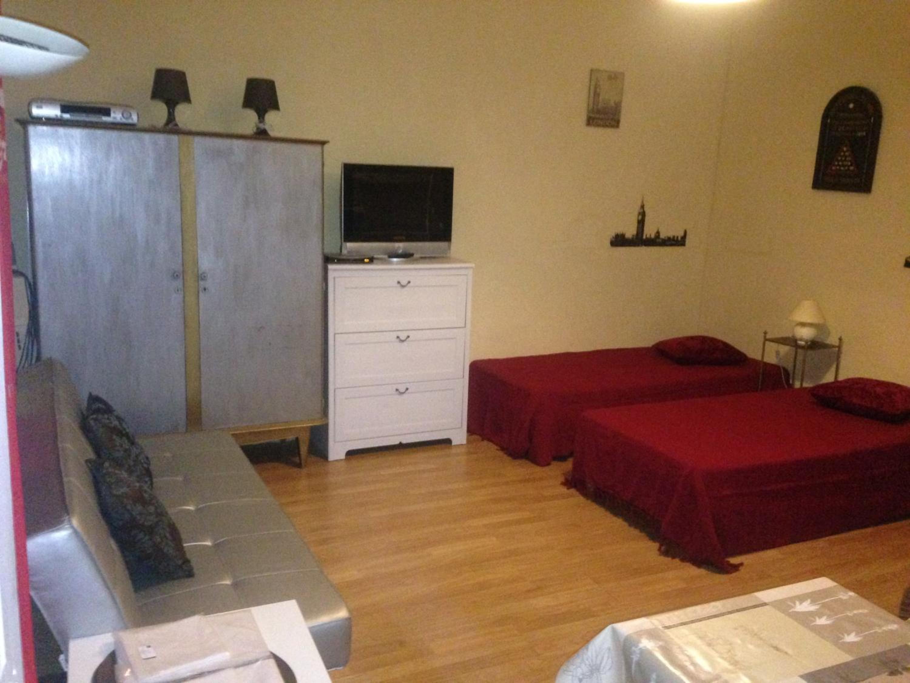 Studio (4 Adults) - Photo 7
