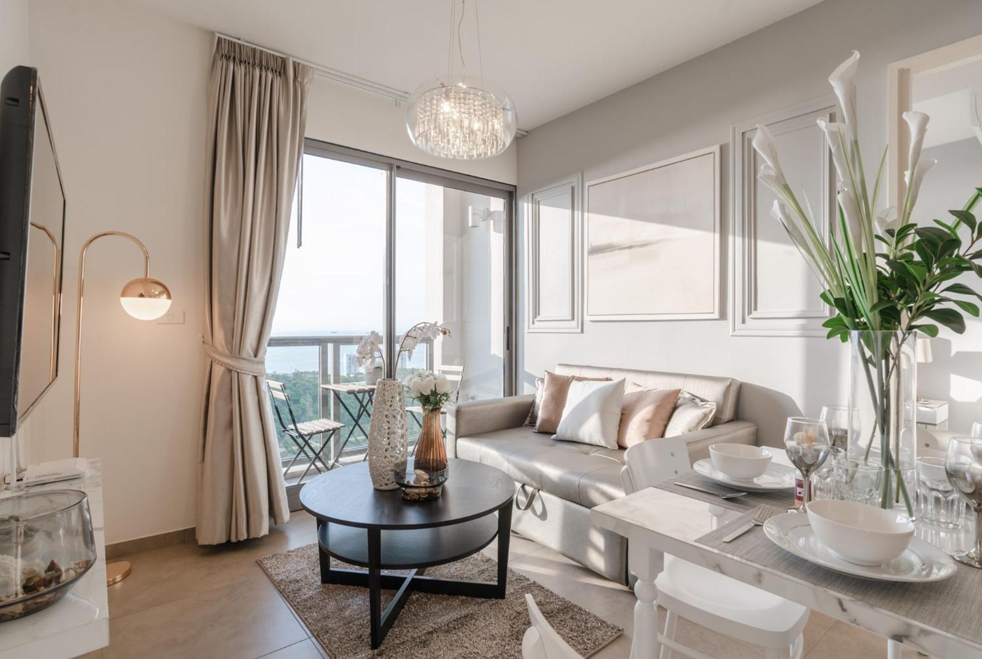King Suite - Photo 1