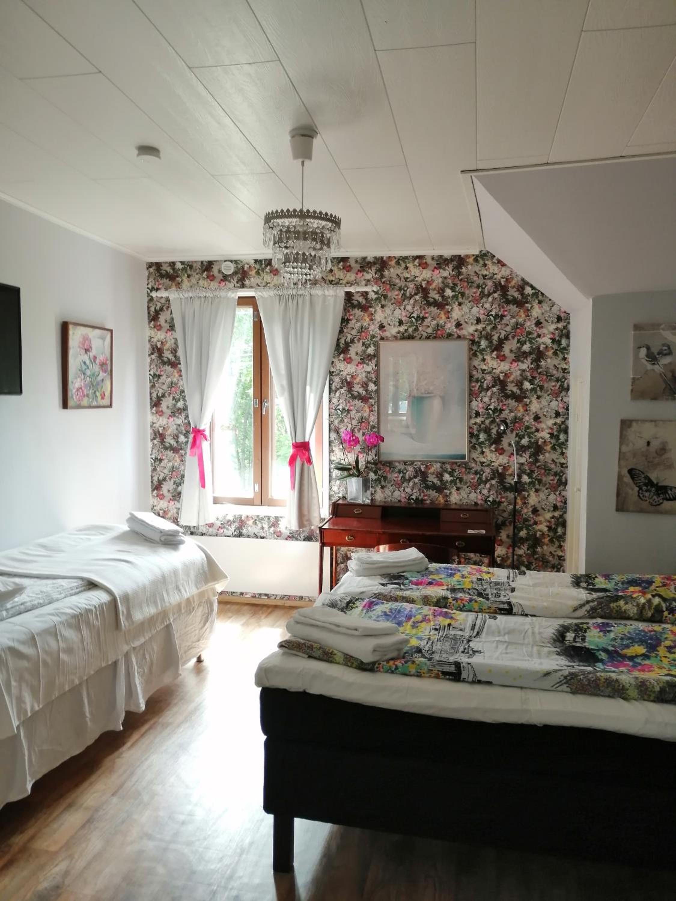 Standard Triple Room - Photo 2