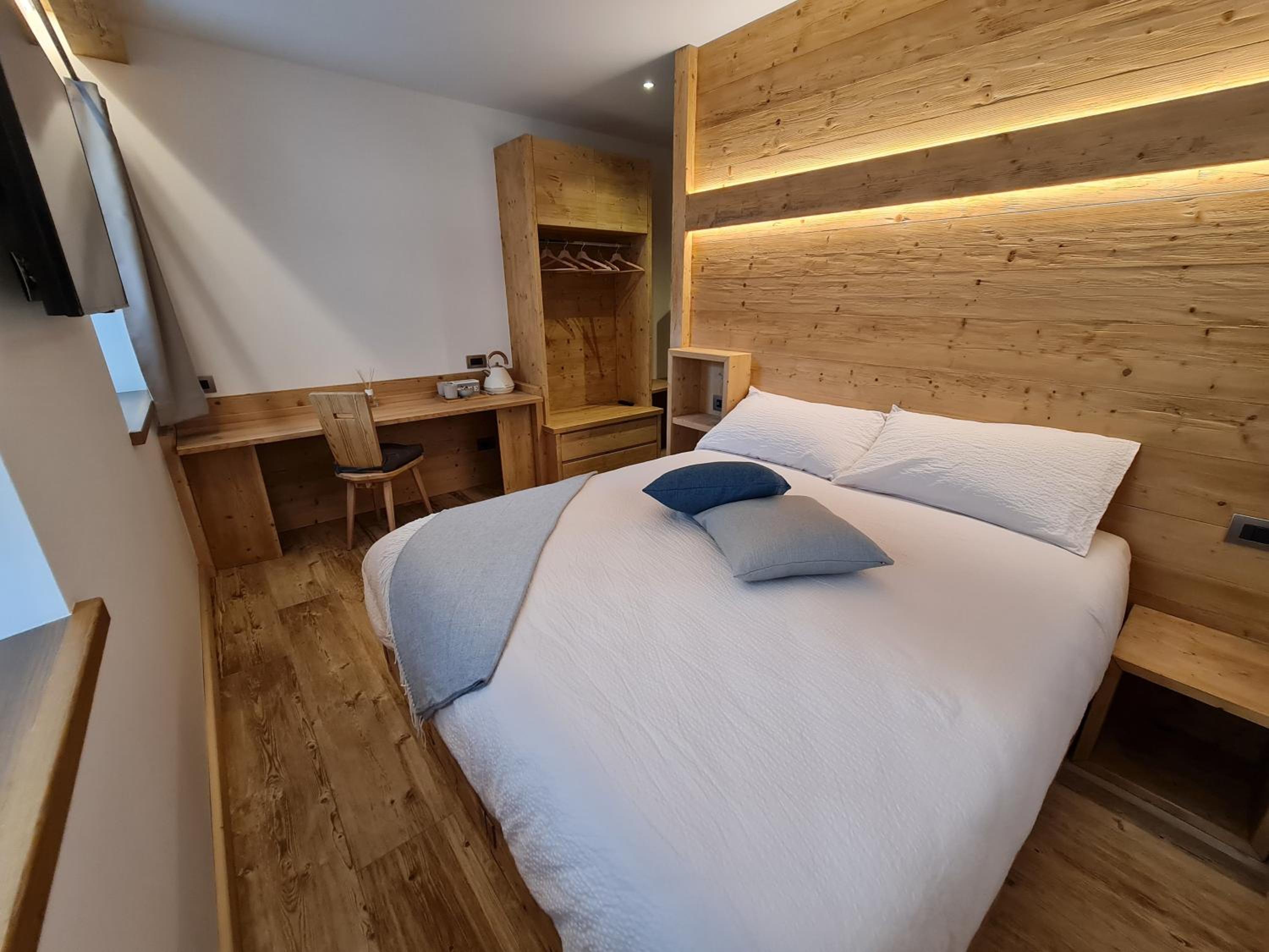 Small Twin Room photo 3