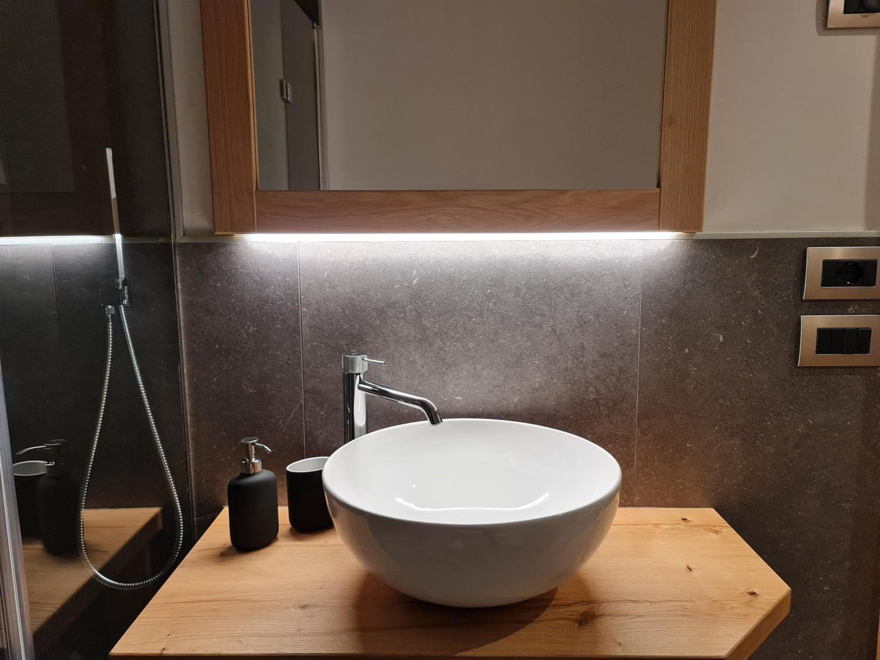 Twin Room with Shower photo 3